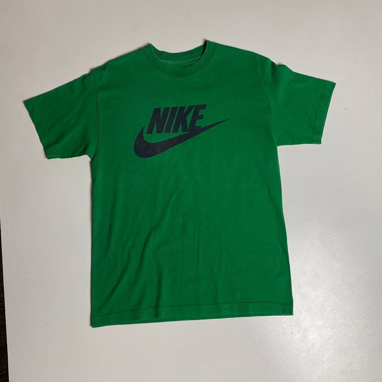 Nike Nike vintage big logo T-shirt Size:M Size US M / EU 48-50 / 2 - 1 Thumbnail
