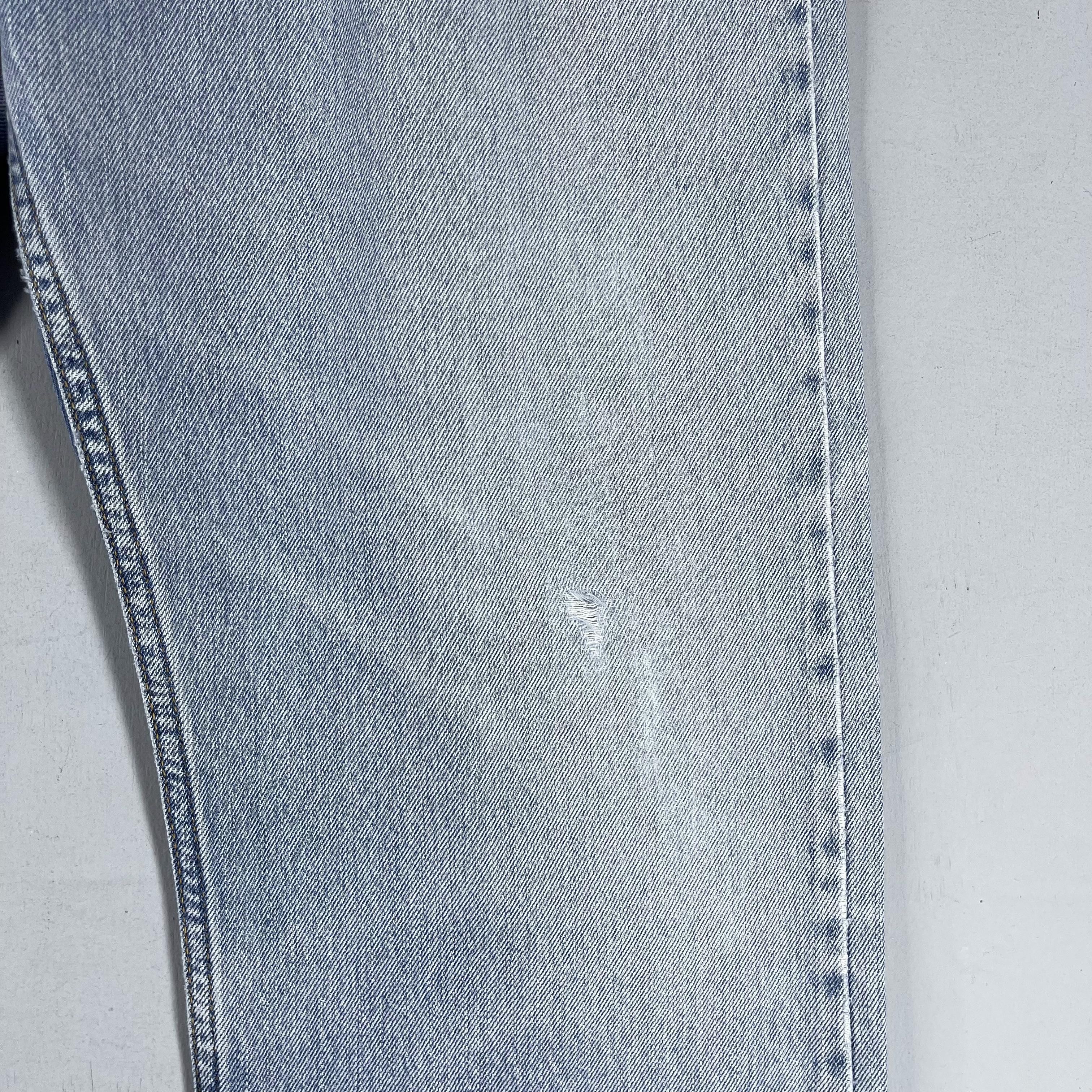 Jean × Levi's Vintage Clothing Size 39 Vintage Y2K Levis 505 Distressed Ripped Jeans Size US 39 - 5 Thumbnail