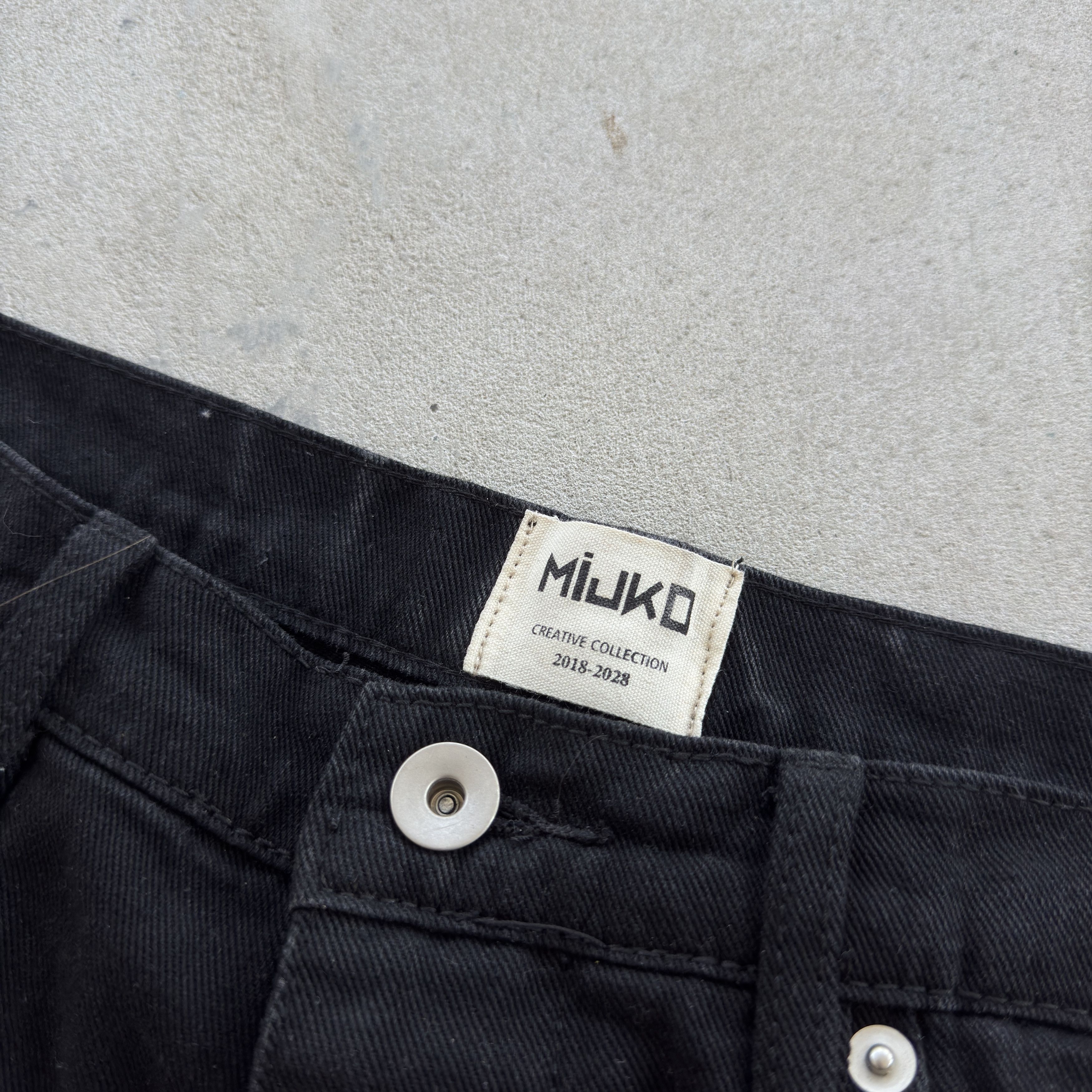 Vintage Miuko Creative Collection Black Side Zip Flare Denim Jeans Size US 33 - 7 Thumbnail