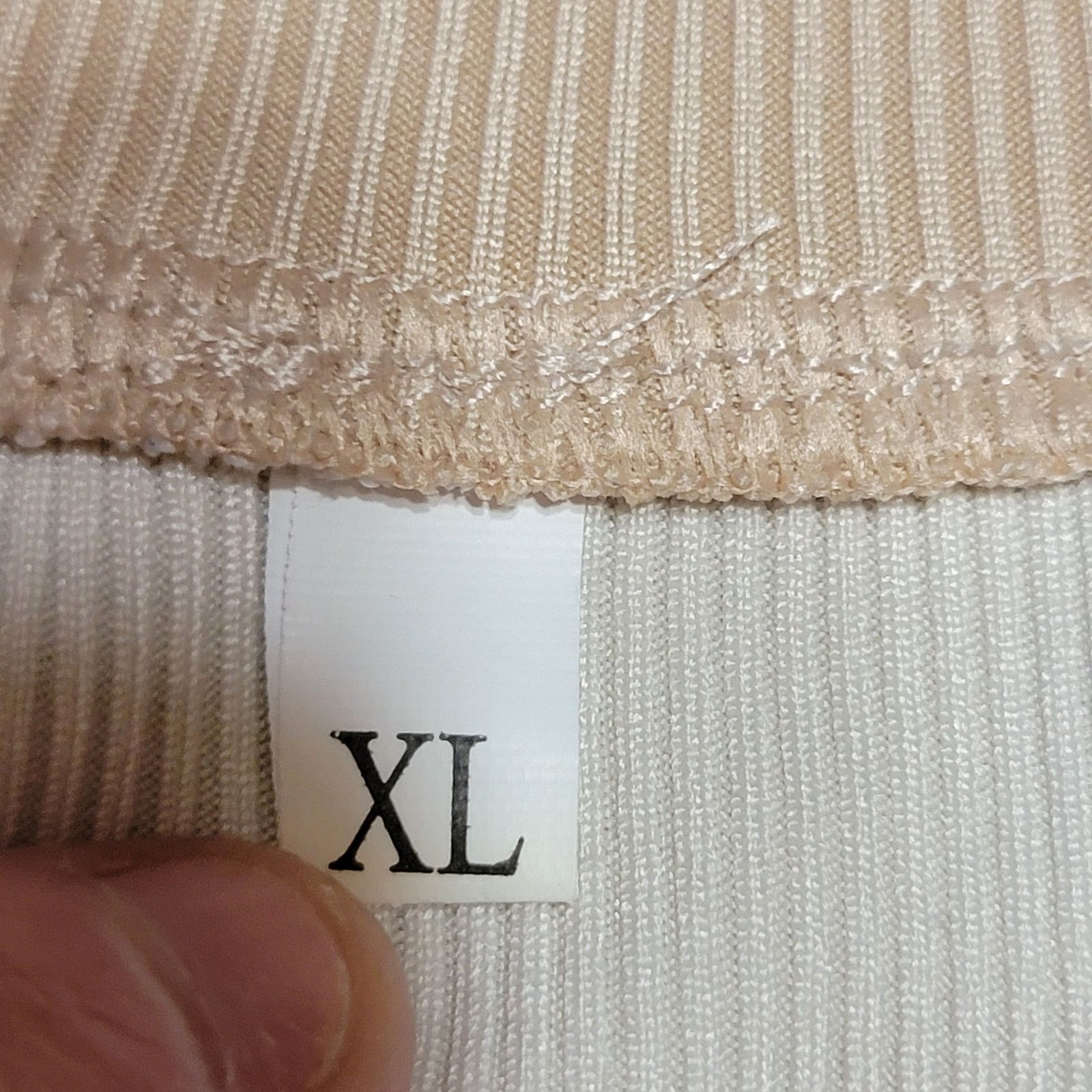 Other Beige Crop Top Tee w/ Mushrooms - Size Small (Junior XL) Size S / US 4 / IT 40 - 4 Thumbnail