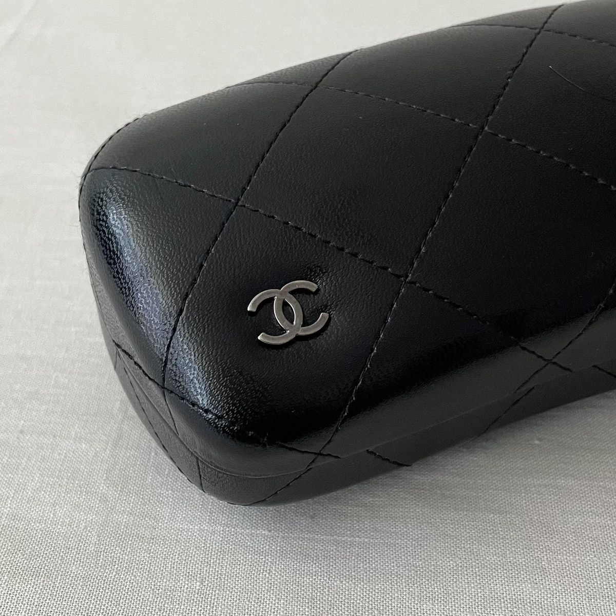 Chanel Chanel Leather Sunglasses Case Size ONE SIZE - 2 Thumbnail