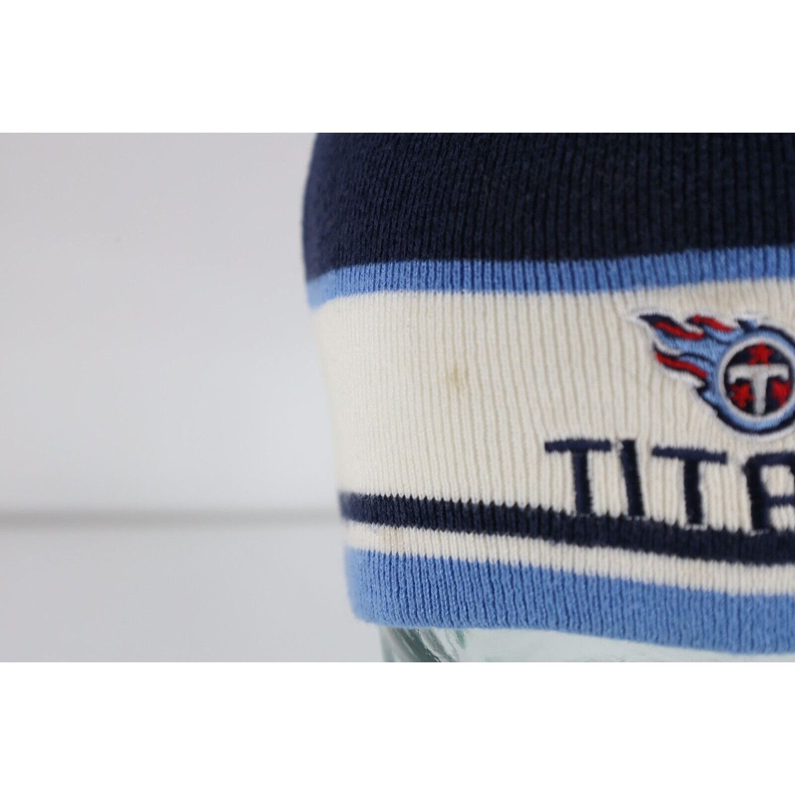 Reebok × Vintage Vintage Reebok Distressed Tennessee Titans Football Beanie Size ONE SIZE - 3 Thumbnail