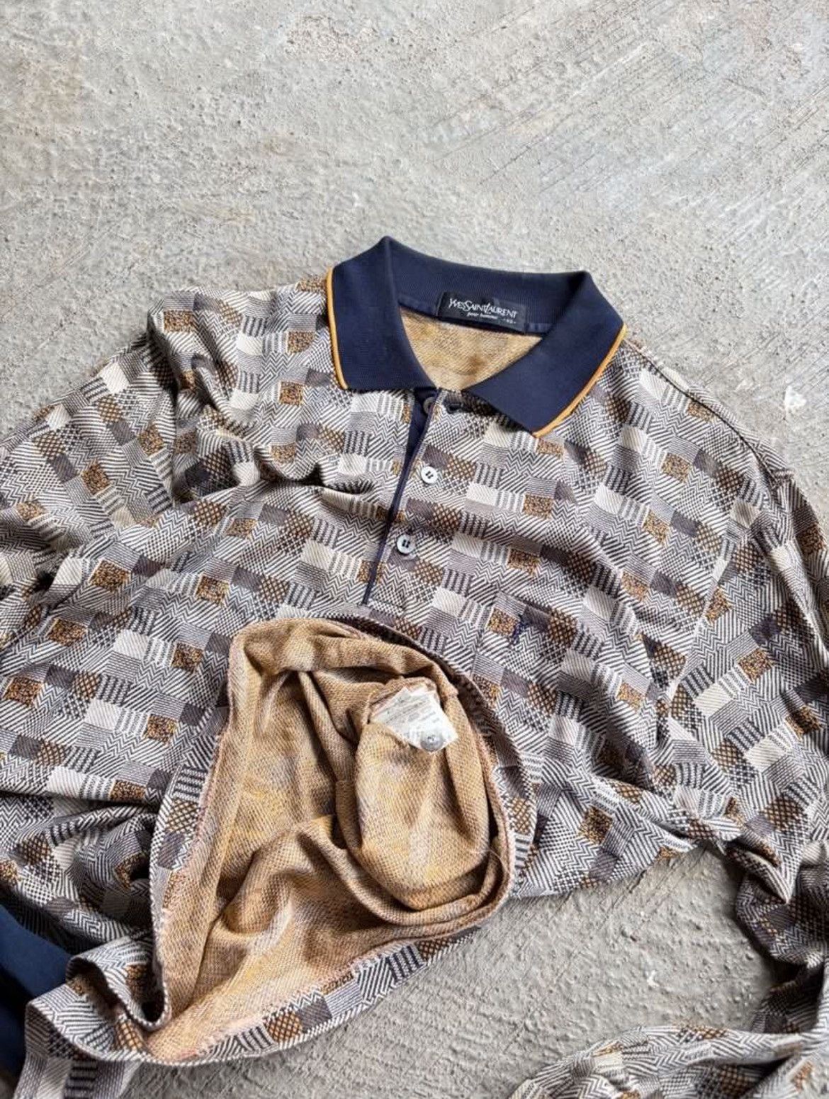 Yves Saint Laurent Yves Saint Laurent YSL Poloshirt Size US M / EU 48-50 / 2 - 2 Thumbnail