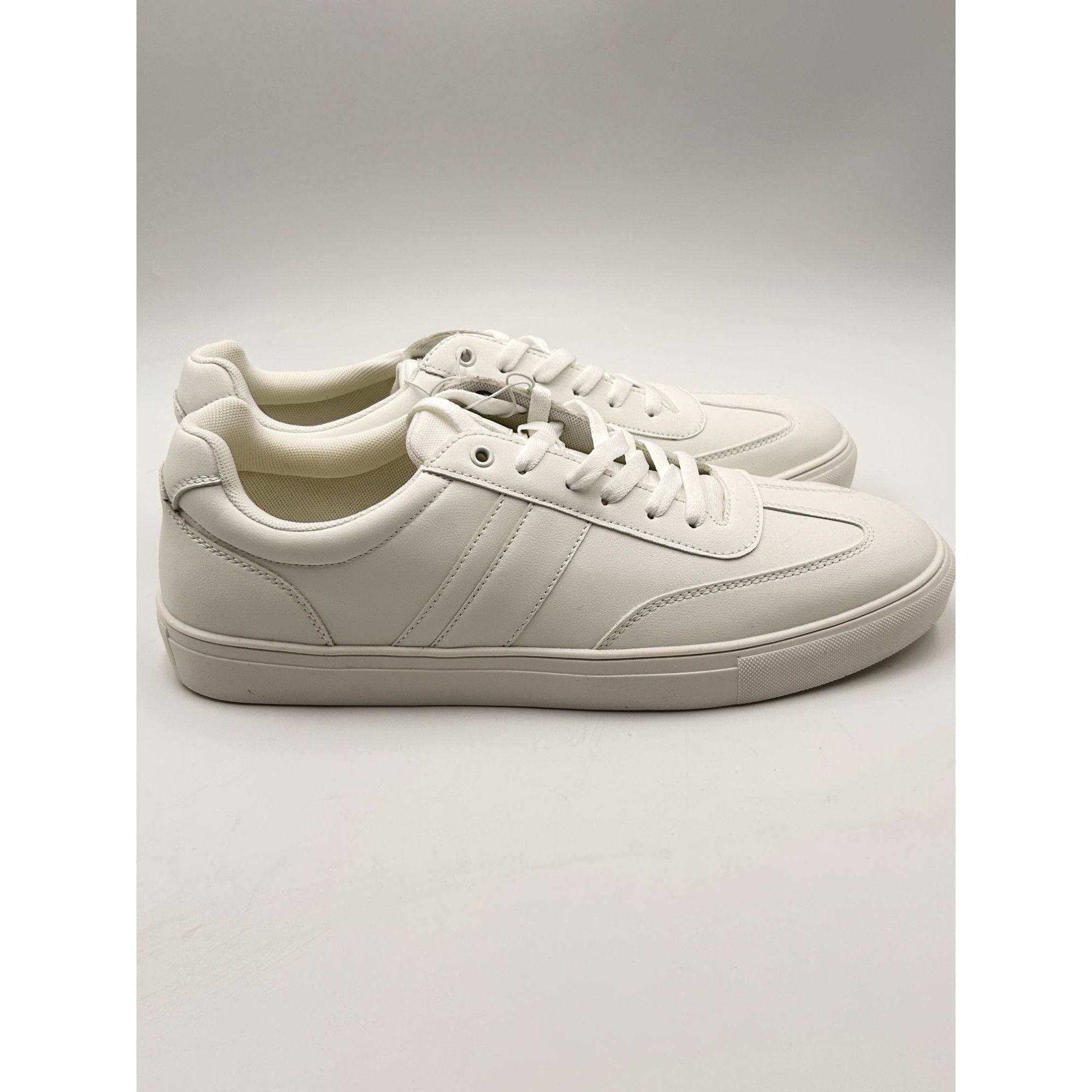 Perry Ellis Perry Ellis Portfolio White Low Top Sneakers Men US 12 Casua Size US 12 / EU 45 - 4 Thumbnail