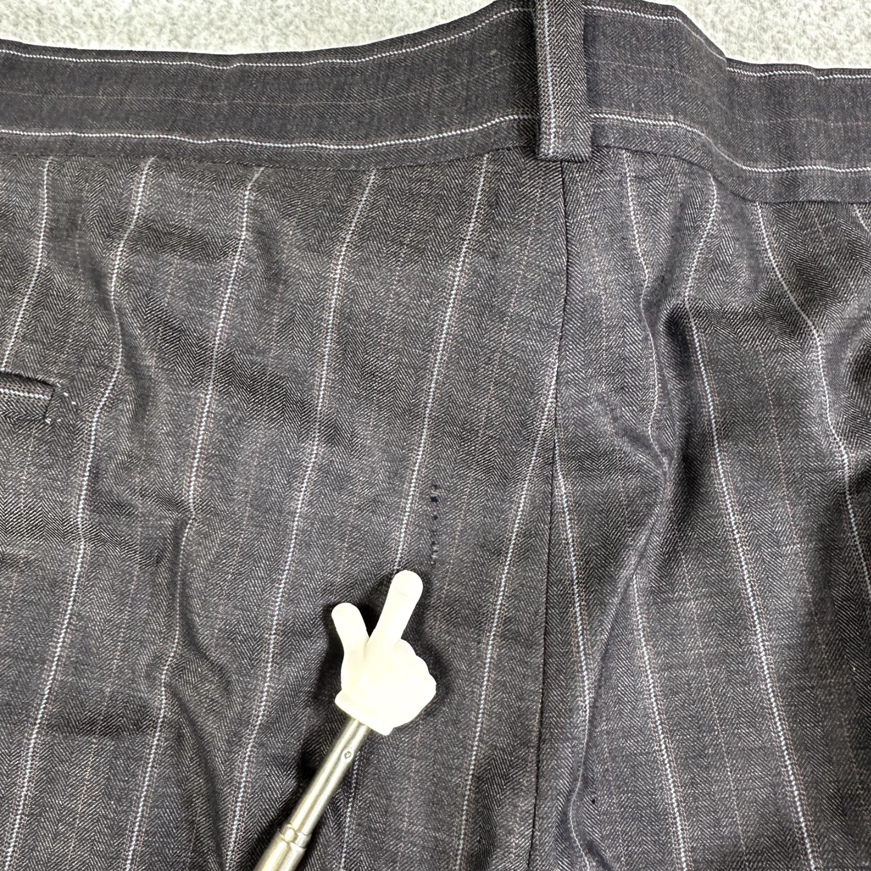 Vintage Norton & Sons Dress Pants Mens 40x29 Gray Pinstripe Cuffed Tailored Savile Row Dress Pants Mens 40 Regular Gray Pinstripe Size US 40 / EU 56 - 7 Thumbnail