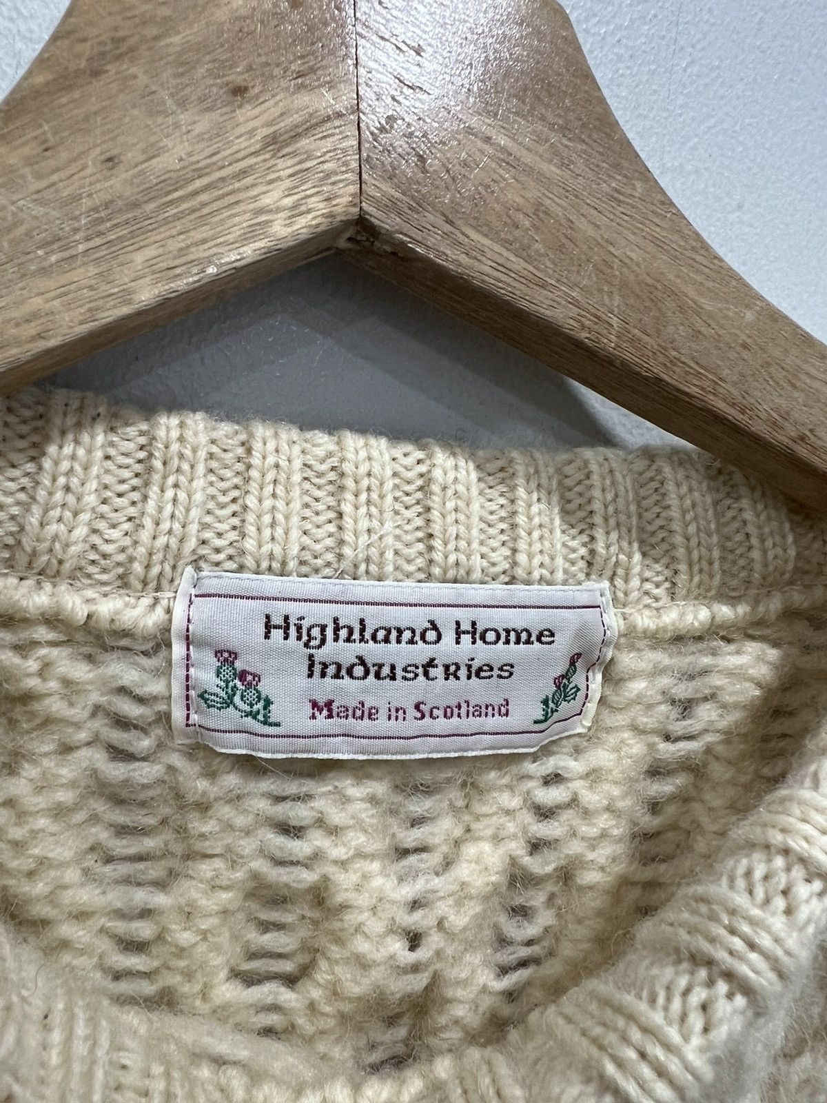 Vintage Vintage Cable Knit Sweater Cream crewneck Size US M / EU 48-50 / 2 - 5 Thumbnail