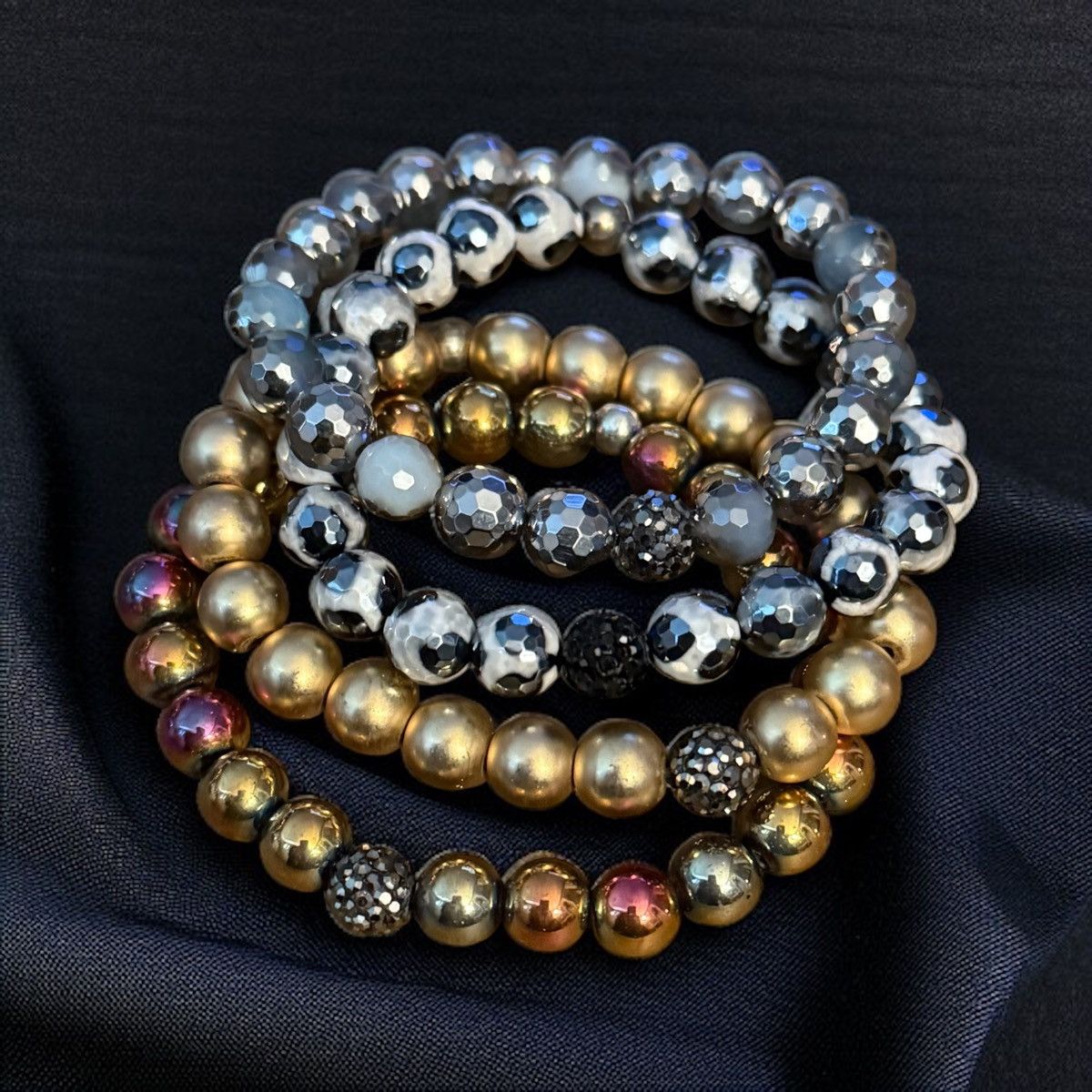 Other Metallic and hematite stackable beaded stretch bracelets Size ONE SIZE - 1 Thumbnail