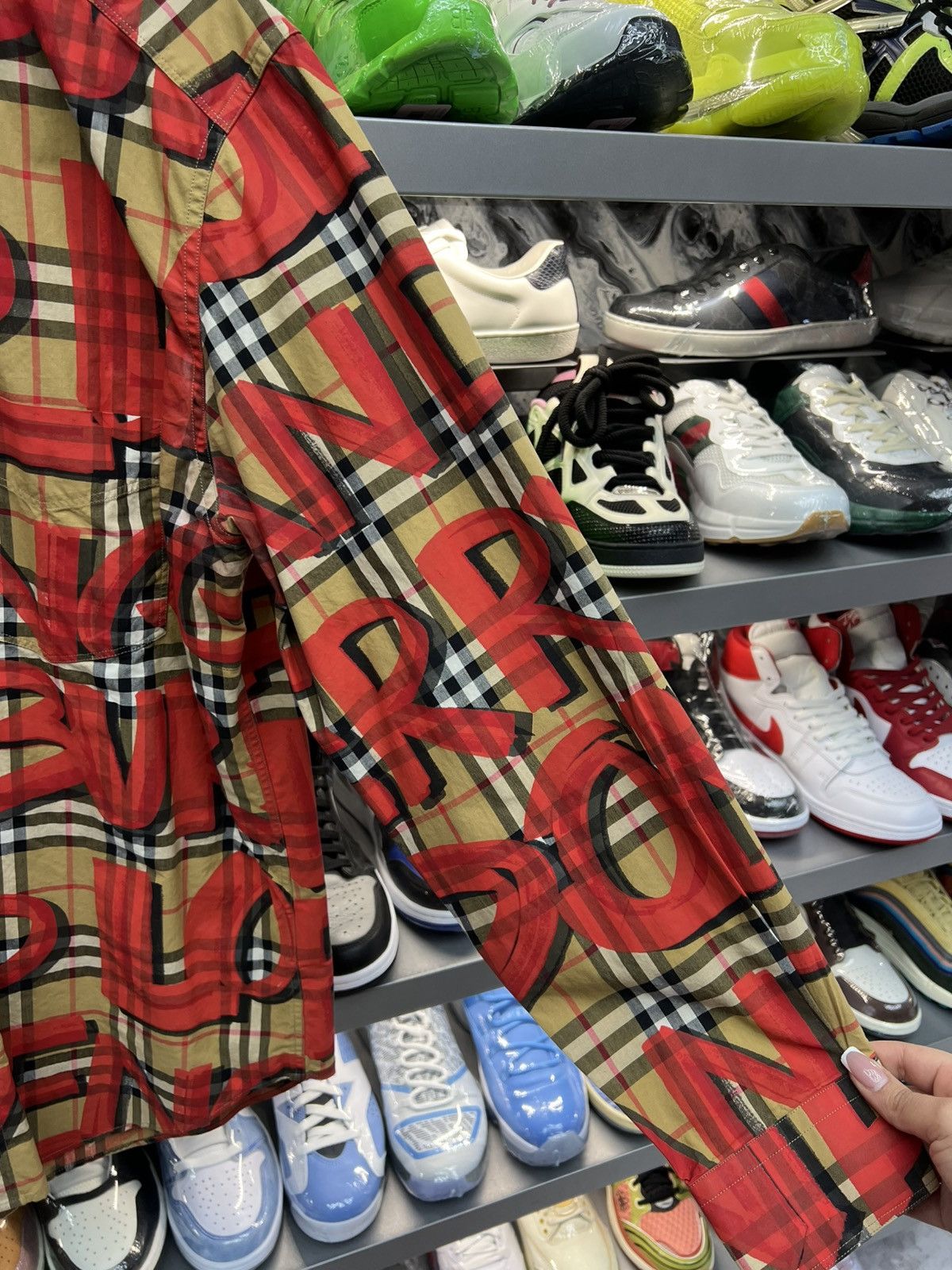 Burberry Burberry Red Check Graffiti Button Up Size US L / EU 52-54 / 3 - 3 Thumbnail