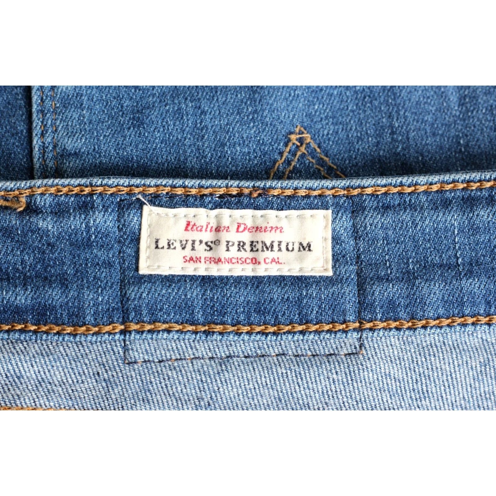 Levi's LEVI’S 721 HIGH RISE SKINNY PREMIUM Stretch Jeans Women W31 L32 DZ7168 Jeans Size 24" / US 00 / IT 34 - 6 Thumbnail