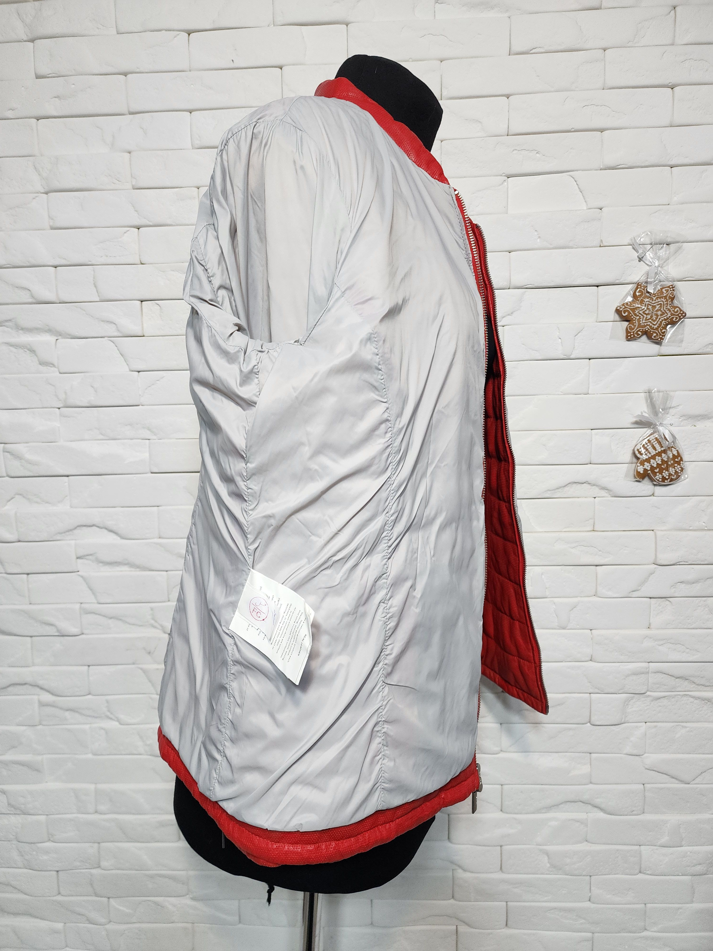 Uniqlo Red Leather Women's Jacket: Sporty Leather with Metal Zipper Size XL / US 12-14 / IT 48-50 - 10 Thumbnail