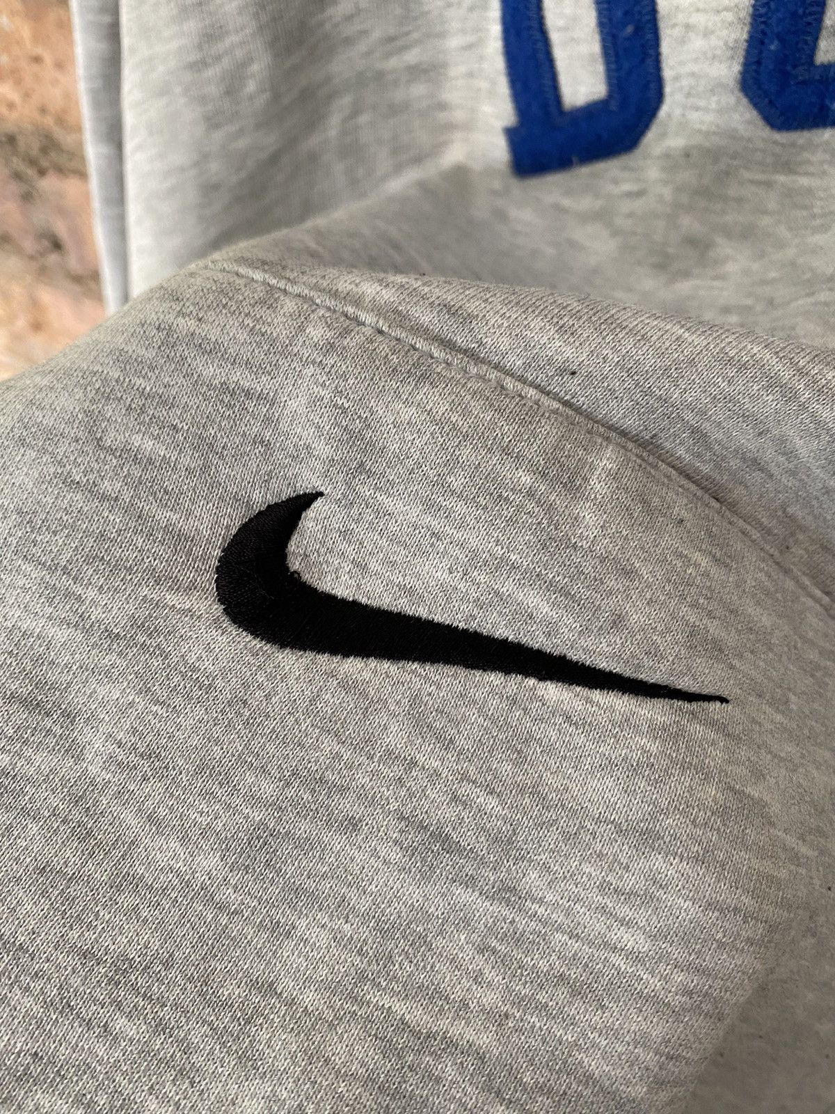 Nike 🔥🔥1990s NIKE DUKE embroidered center logo hoodie Size US XL / EU 56 / 4 - 9 Thumbnail