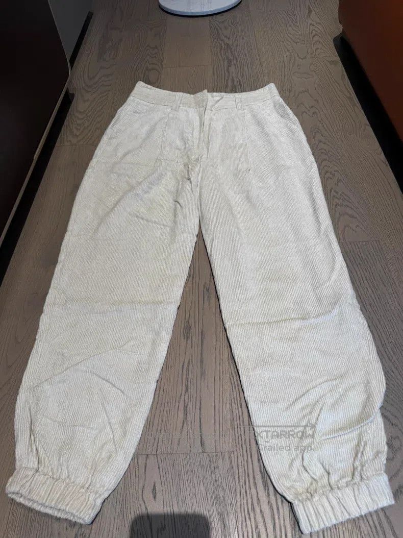 Brunello Cucinelli Brunello Cucinelli Corduroy casual pants Size 26" / US 2 / IT 38 - 3 Thumbnail