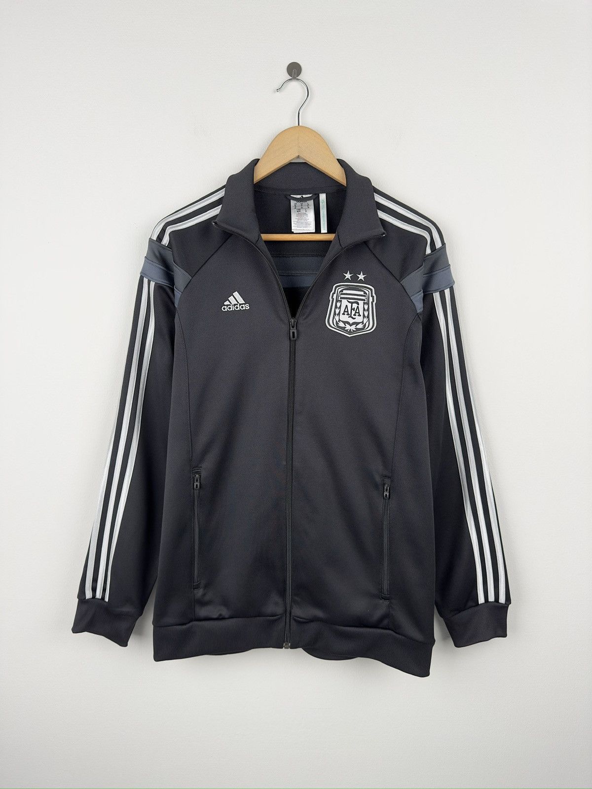 Adidas × Fifa World Cup Russia Fifa 2010 Retro World Cup