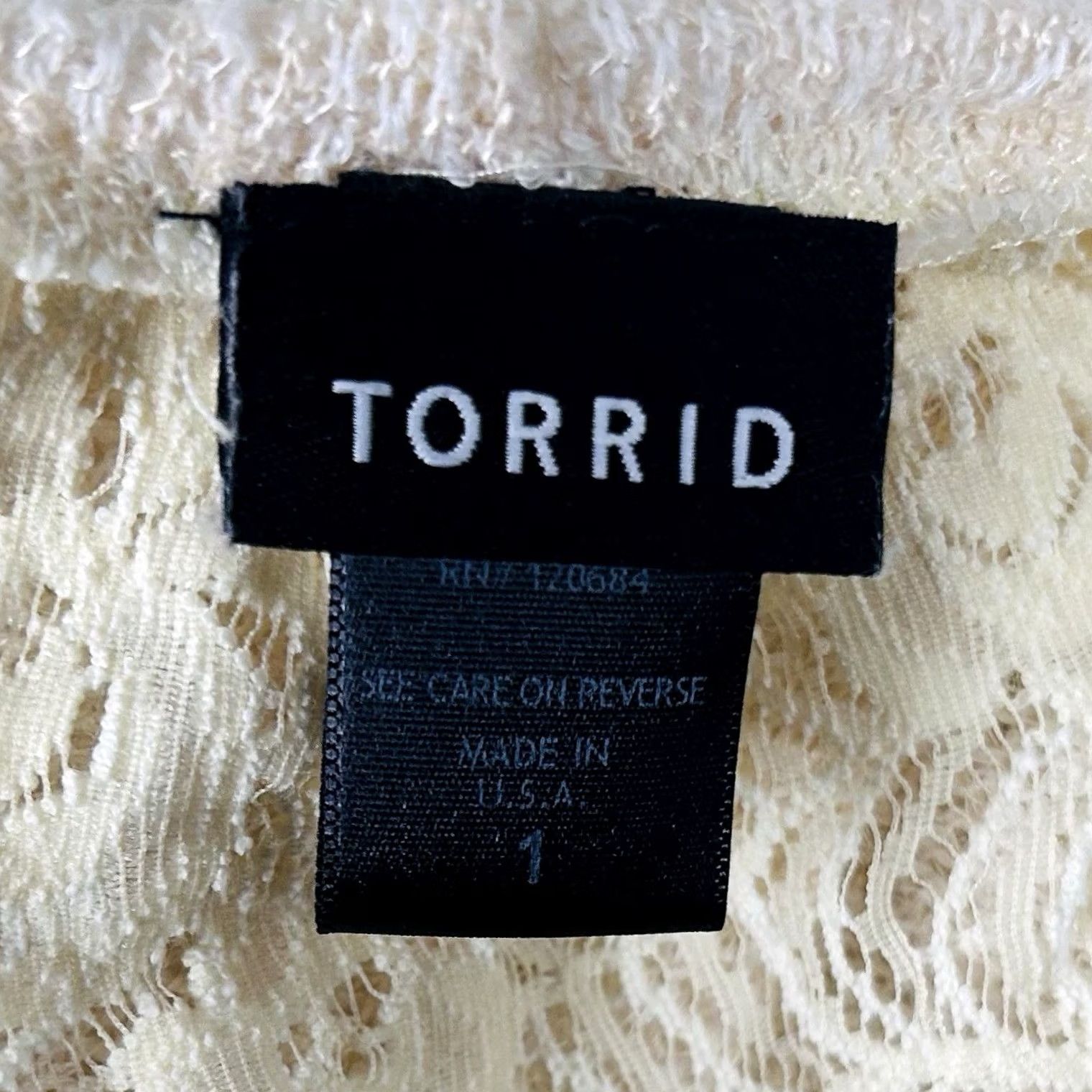 Torrid Torrid Shirt Ivory Cotton Blend Floral Doily Knit Top Short Sleeve USA Made Size XS / US 0-2 / IT 36-38 - 3 Thumbnail