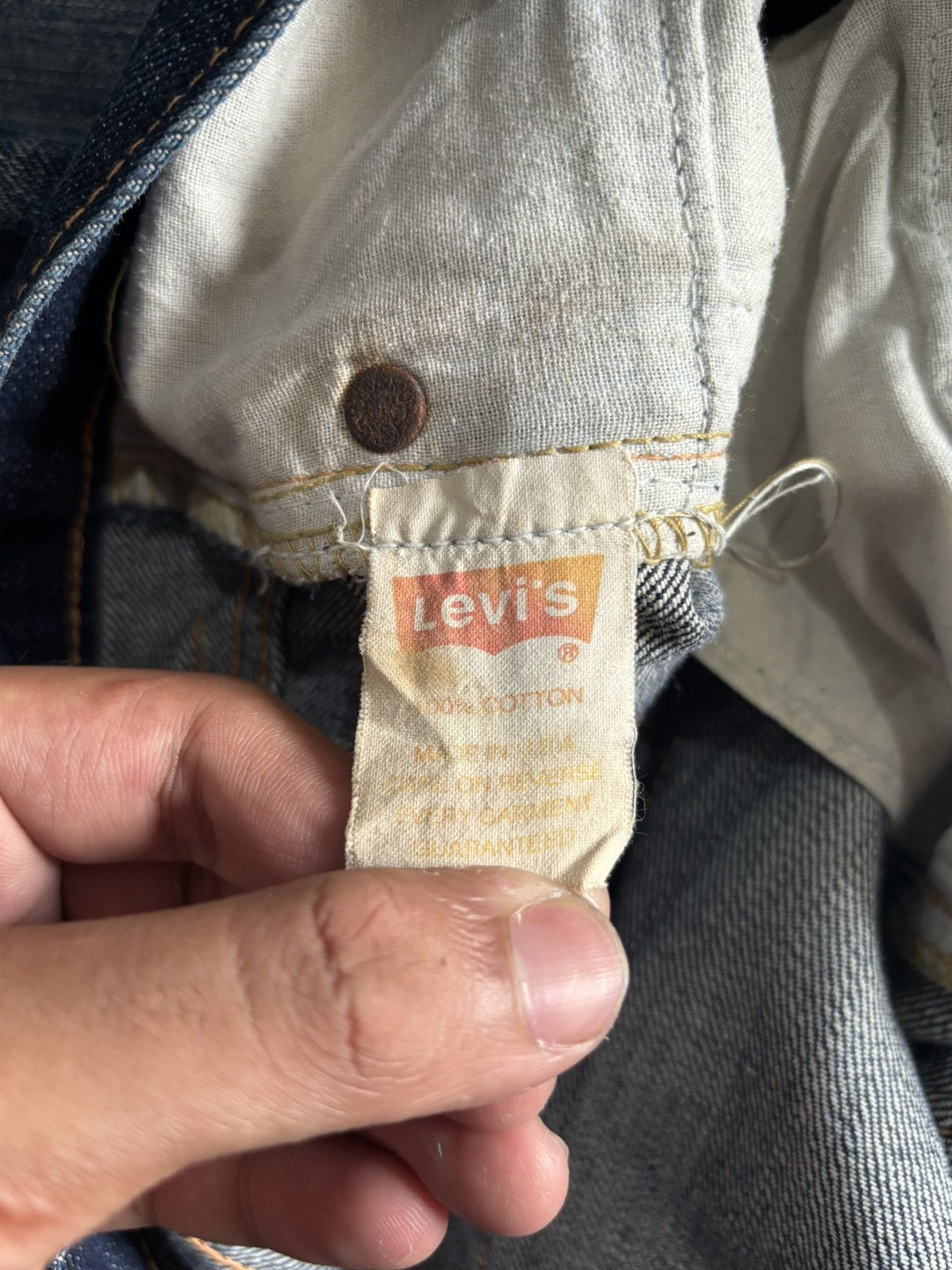 Distressed Vintage Levi’s Selved 501xx USA