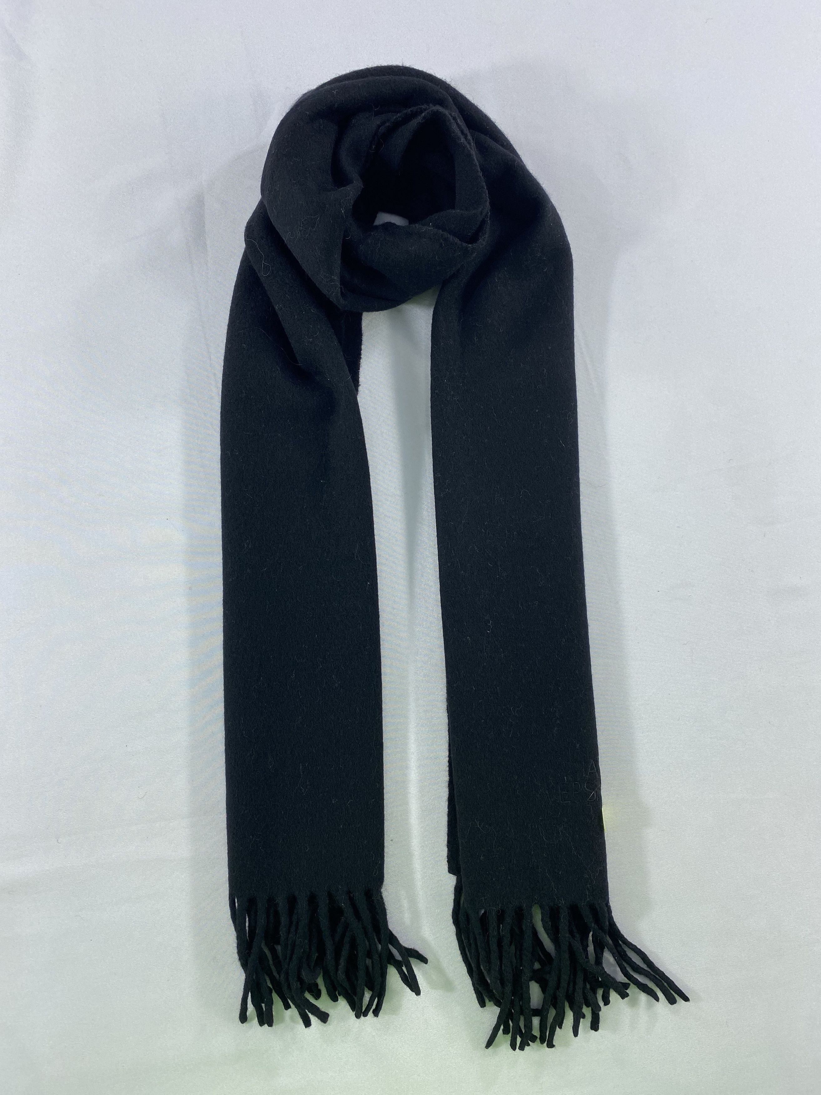 Versace Gianni Versace Scarf / Muffler / Neckwear Size ONE SIZE - 1 Thumbnail