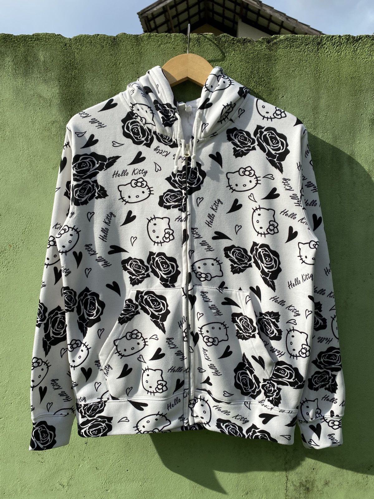Japanese Brand Hello Kitty Japan All Over Print Zip Hoodie Black White Y2K Size US M / EU 48-50 / 2 - 1 Thumbnail