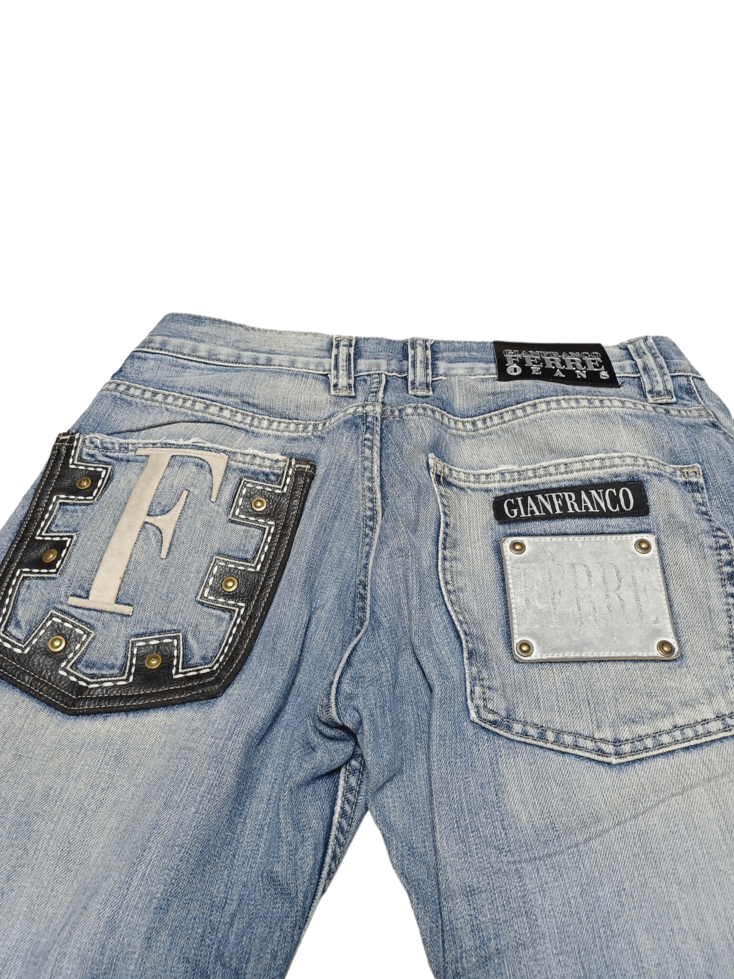 Gianfranco Ferre GIANFRANCO FERRE DISTRESSED BIGLOGO AVANT GARDE JEANS DENIM Size US 31 - 4 Thumbnail
