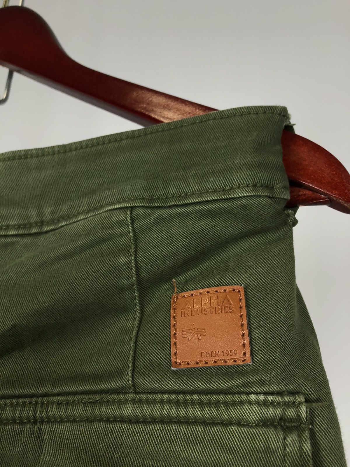 Alpha Industries Alpha industries pants cargo size 31 Size US 31 - 10 Thumbnail