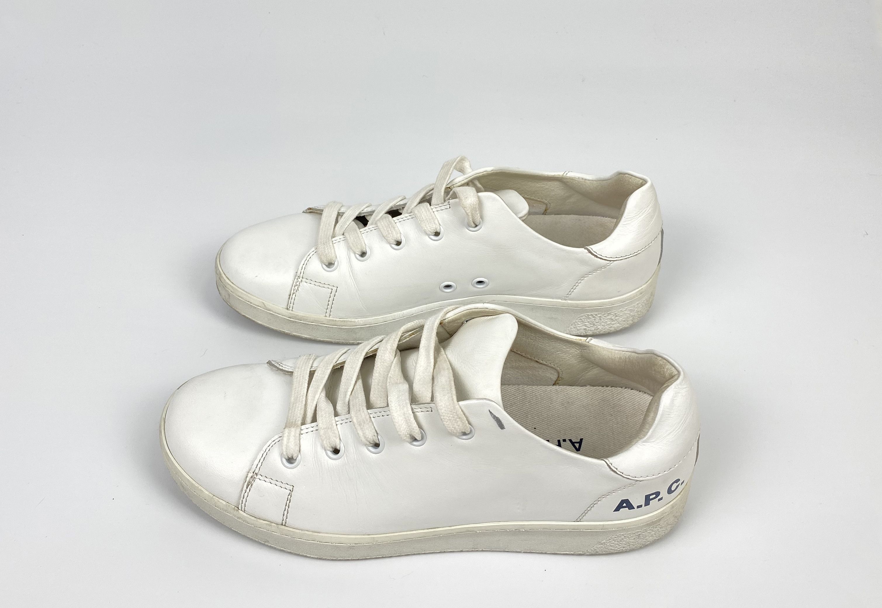 A.P.C. A.P.C. Leather White Sneaker Size US 7 / EU 40 - 1 Thumbnail