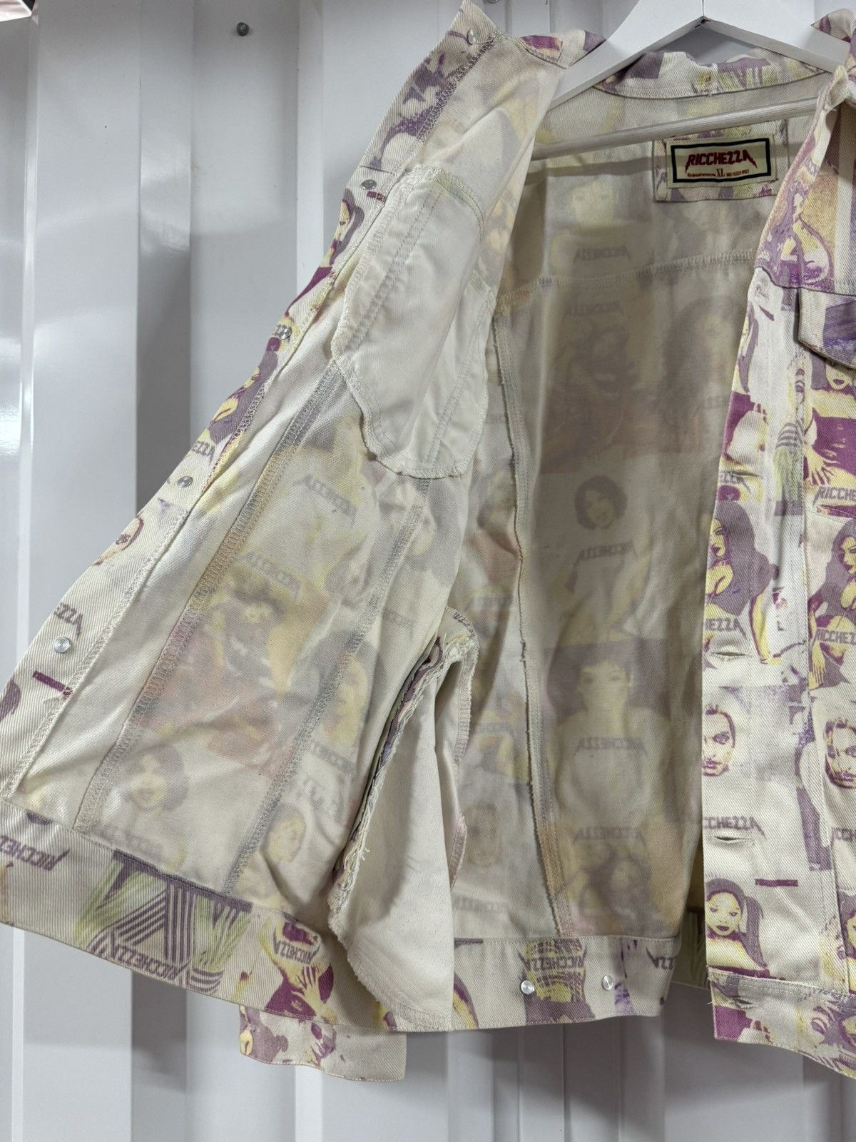 Other Ricchezza Forever Bomber Jacket Women Aop Size XL Cream RARE Size US XL / EU 56 / 4 - 6 Thumbnail