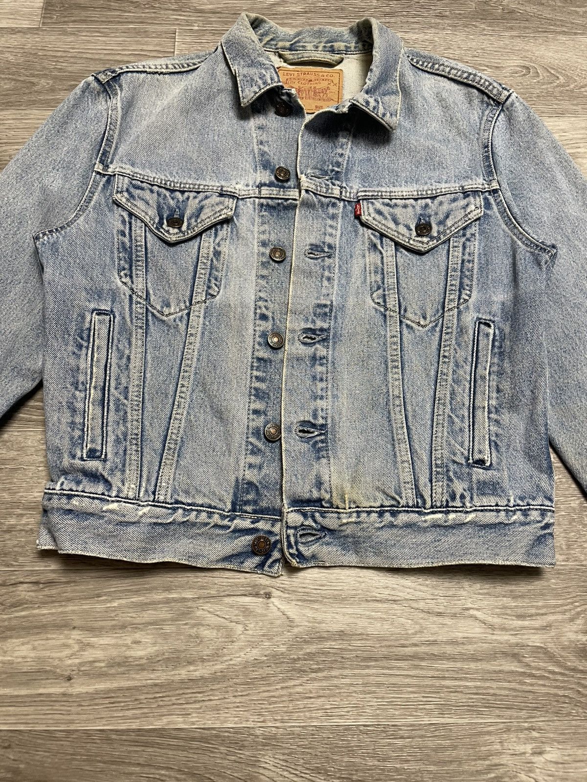 Levi's Vintage Clothing Vintage 92s Levis Blue Distressed Denim Jacket Made In Italy Size US S / EU 44-46 / 1 - 6 Thumbnail