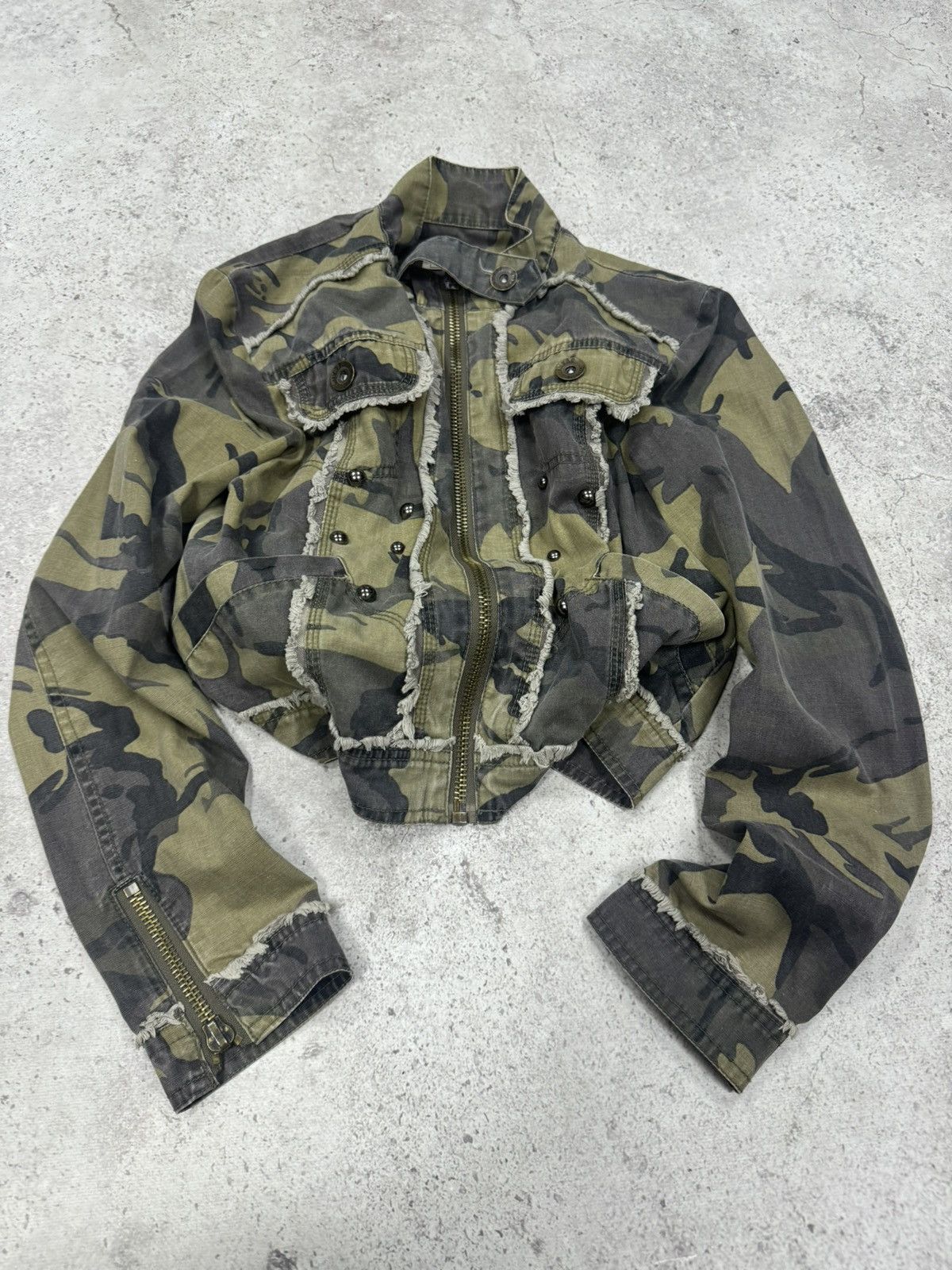 If Six Was Nine × Japanese Brand × Junya Watanabe Vintage Japanese Camo Junya Watanabe Style Jacket Size US S / EU 44-46 / 1 - 1 Thumbnail