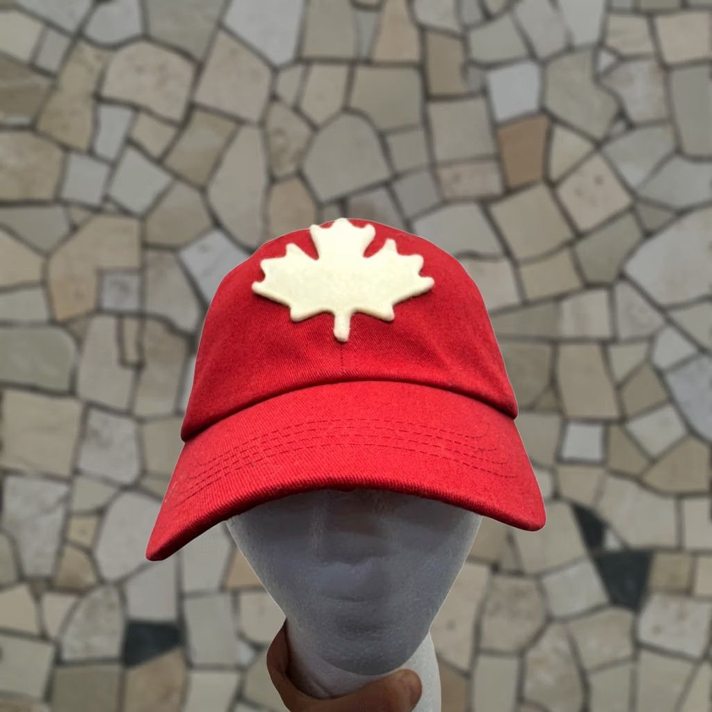 Roots Roots Red Baseball Cap With Maple Leaf Patch & Adjustable Strap - Mens Vintage Casual Size ONE SIZE - 1 Thumbnail