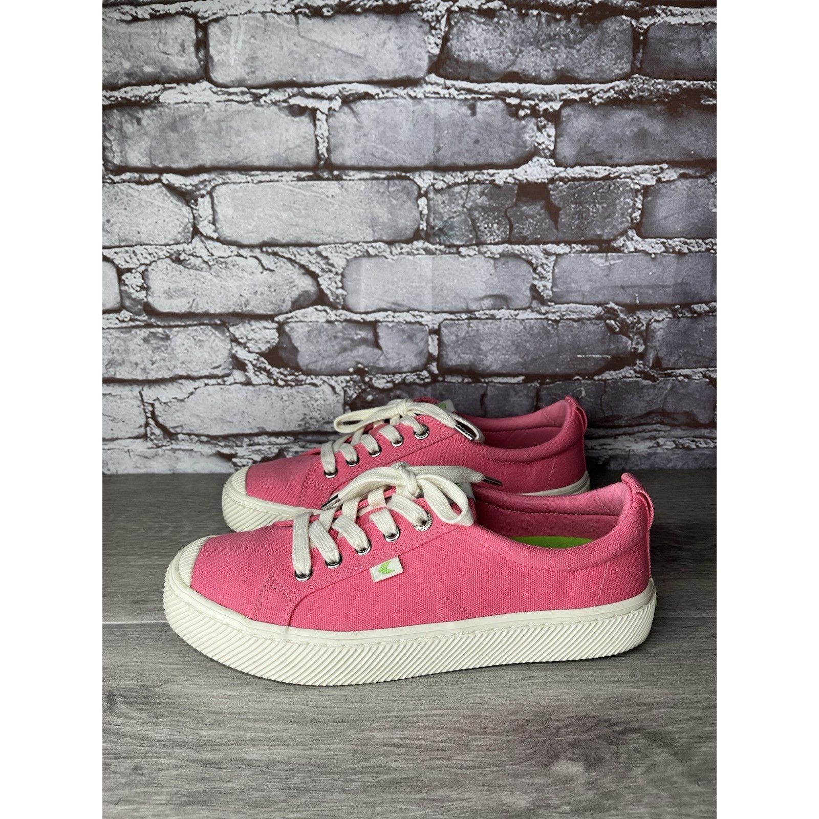 Frescobol Carioca Cariuma OCA Pink Lemonade Canvas Sneakers Shoes Women Sz 9M Size US 9 / EU 42 - 4 Thumbnail