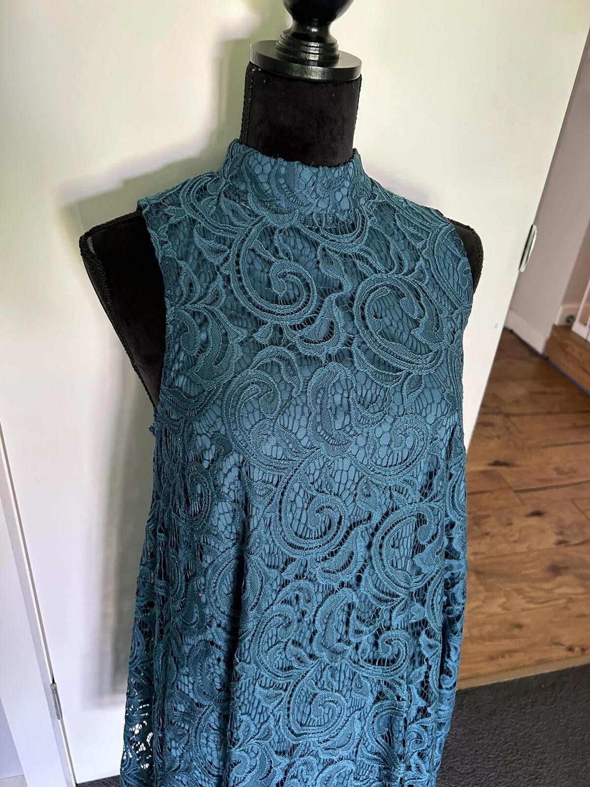 Other Altar'd State Green Lace Shift Dress - Size Medium (001) Size M / US 6-8 / IT 42-44 - 2 Thumbnail