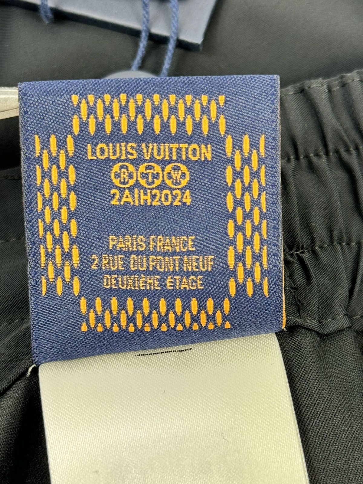 Louis Vuitton × Tyler The Creator LOGO EMBROIDERED TECHNICAL TRACK PANTS 1AFRDS Size US 36 / EU 52 - 8 Thumbnail