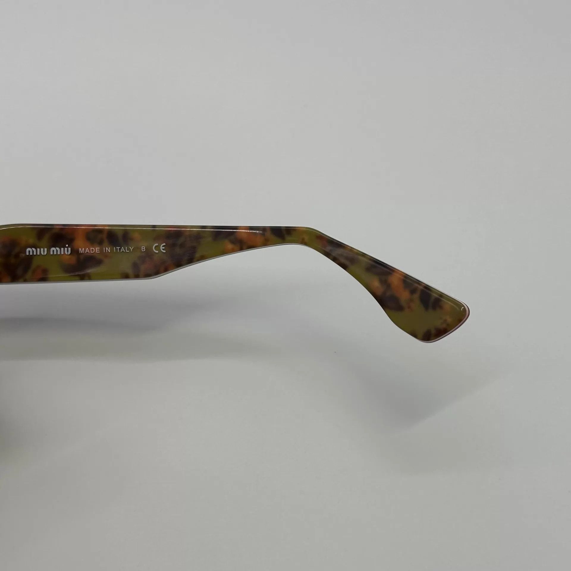 Miu Miu MIU MIU Irregular Temple Logo Sunglasses w/ Case HB6925 Size ONE SIZE - 3 Thumbnail