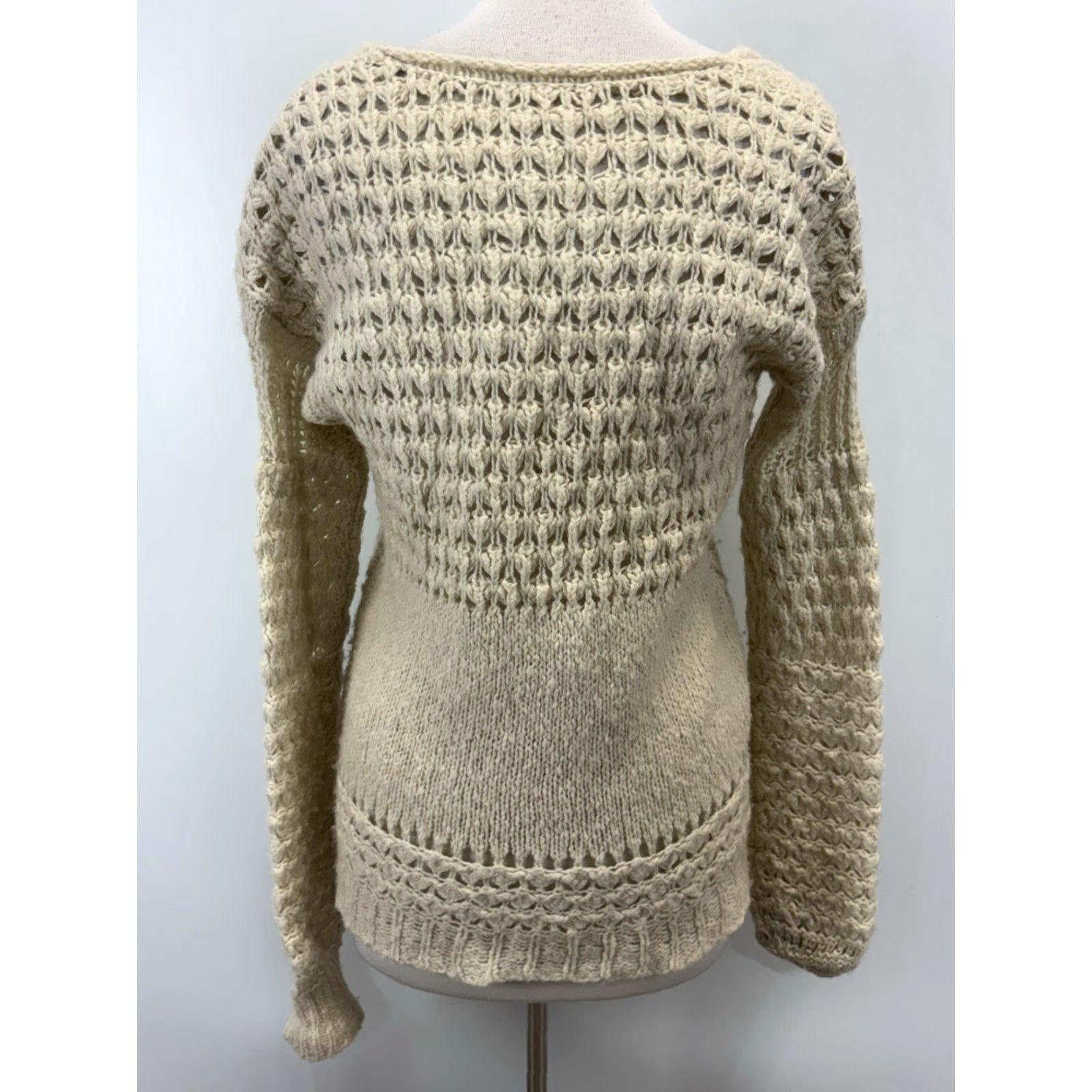 Free People VINTAGE Free People Sweater Pullover Women's XS Ivory Chunky Knit Tunic Long Sleeve V-Neck Size XS / US 0-2 / IT 36-38 - 3 Thumbnail