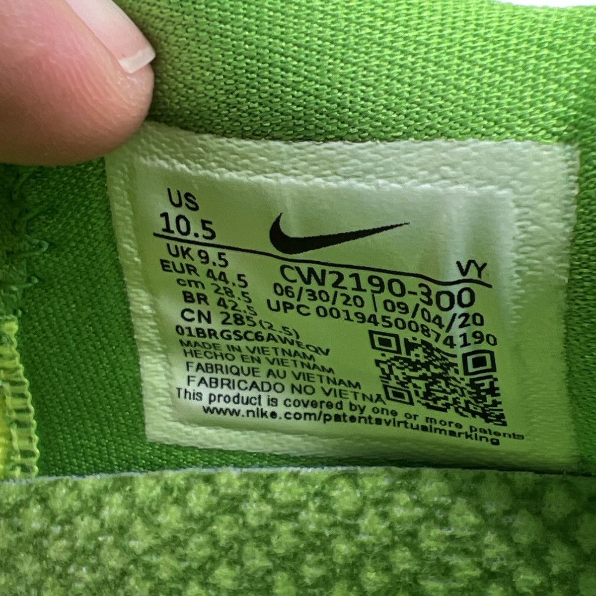 Nike Zoom Kobe 6 protro grinch Size US 10.5 / EU 43-44 - 9 Thumbnail