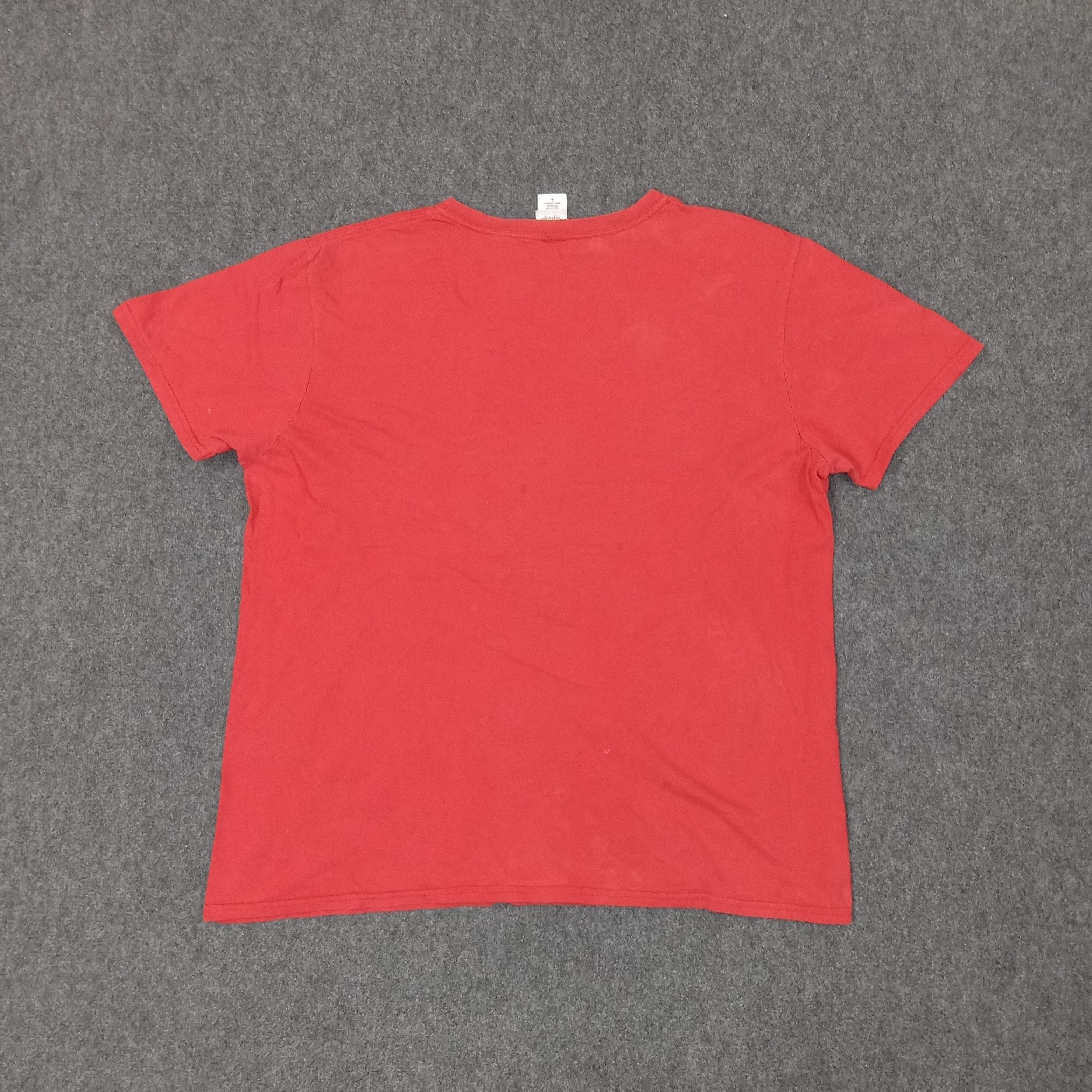 Band Tees Red Taylor Swift American Singer Songwriter Tshirt C239N12 Size US L / EU 52-54 / 3 - 5 Thumbnail