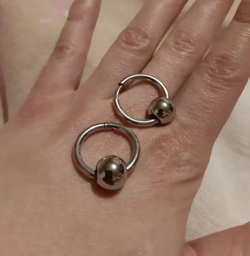 Jewelry Silver Color Ball Earrings Size ONE SIZE - 6 Thumbnail