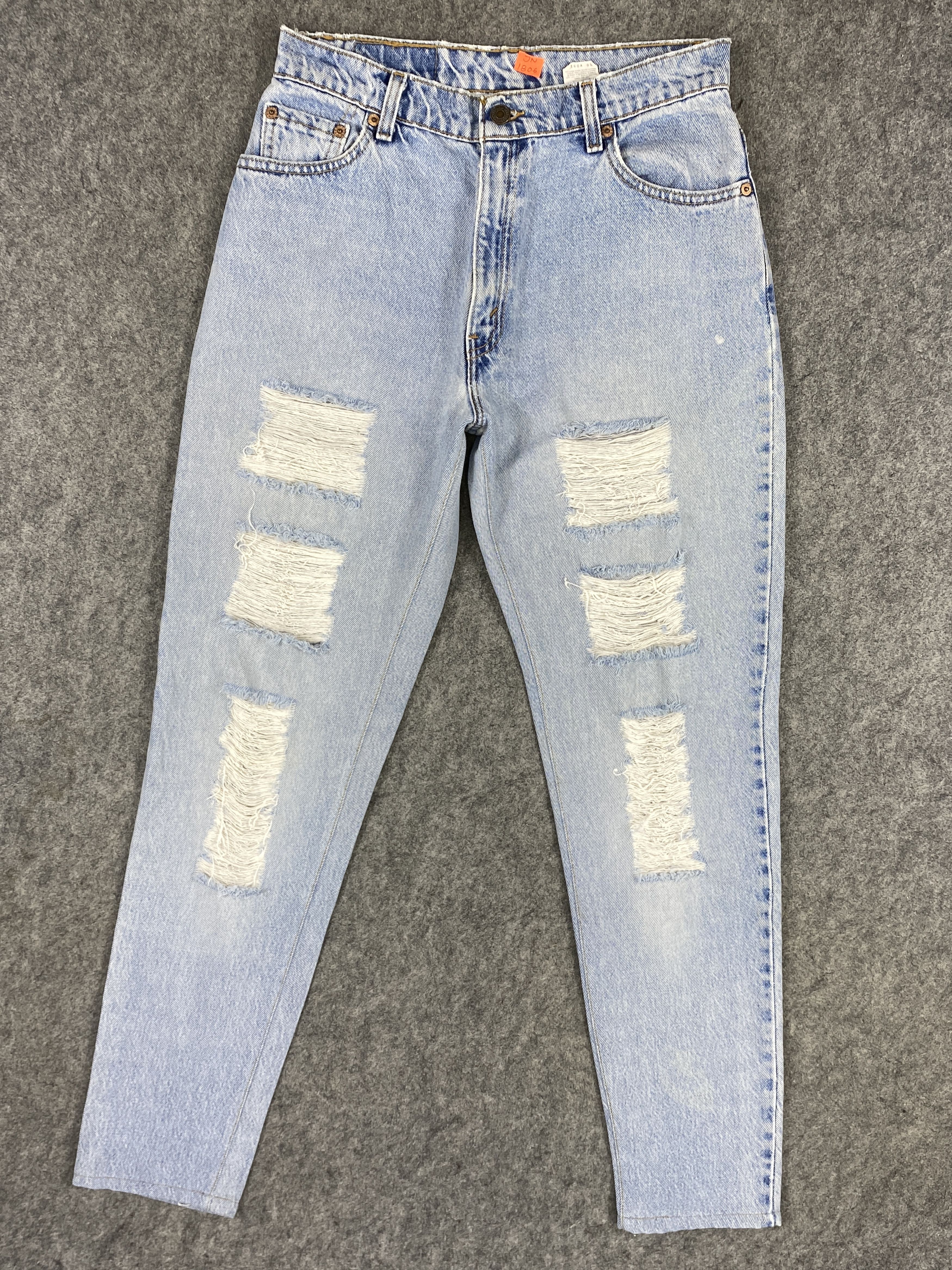 Levi's Light Blue Wash Vintage Levi's 550 USA 29x31 Denim JN1806 Size US 29 - 1 Thumbnail