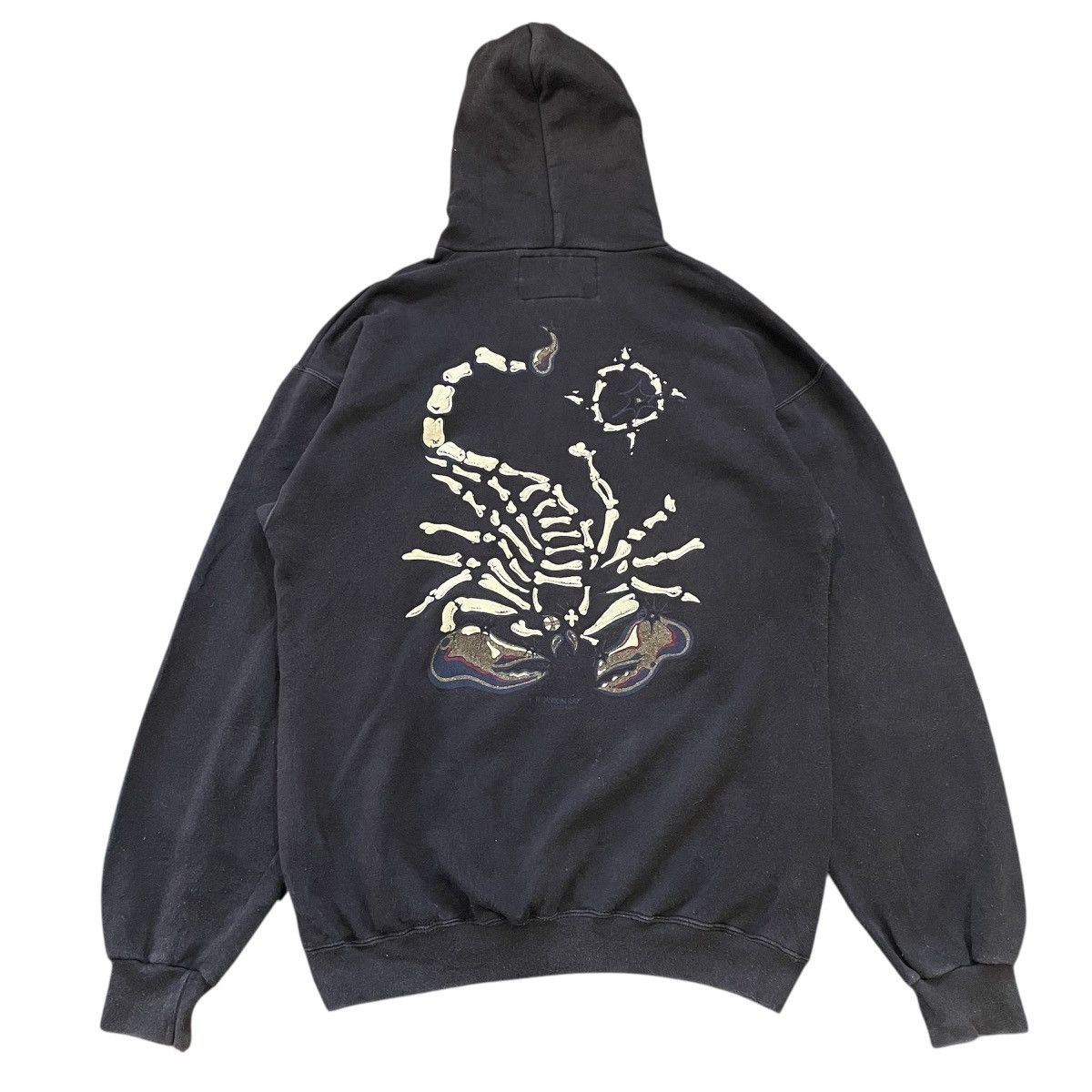 Vintage Vintage 90s SCORPION BAY Skeleton Scorpion Hoodie Sweatshirt Size US M / EU 48-50 / 2 - 1 Thumbnail