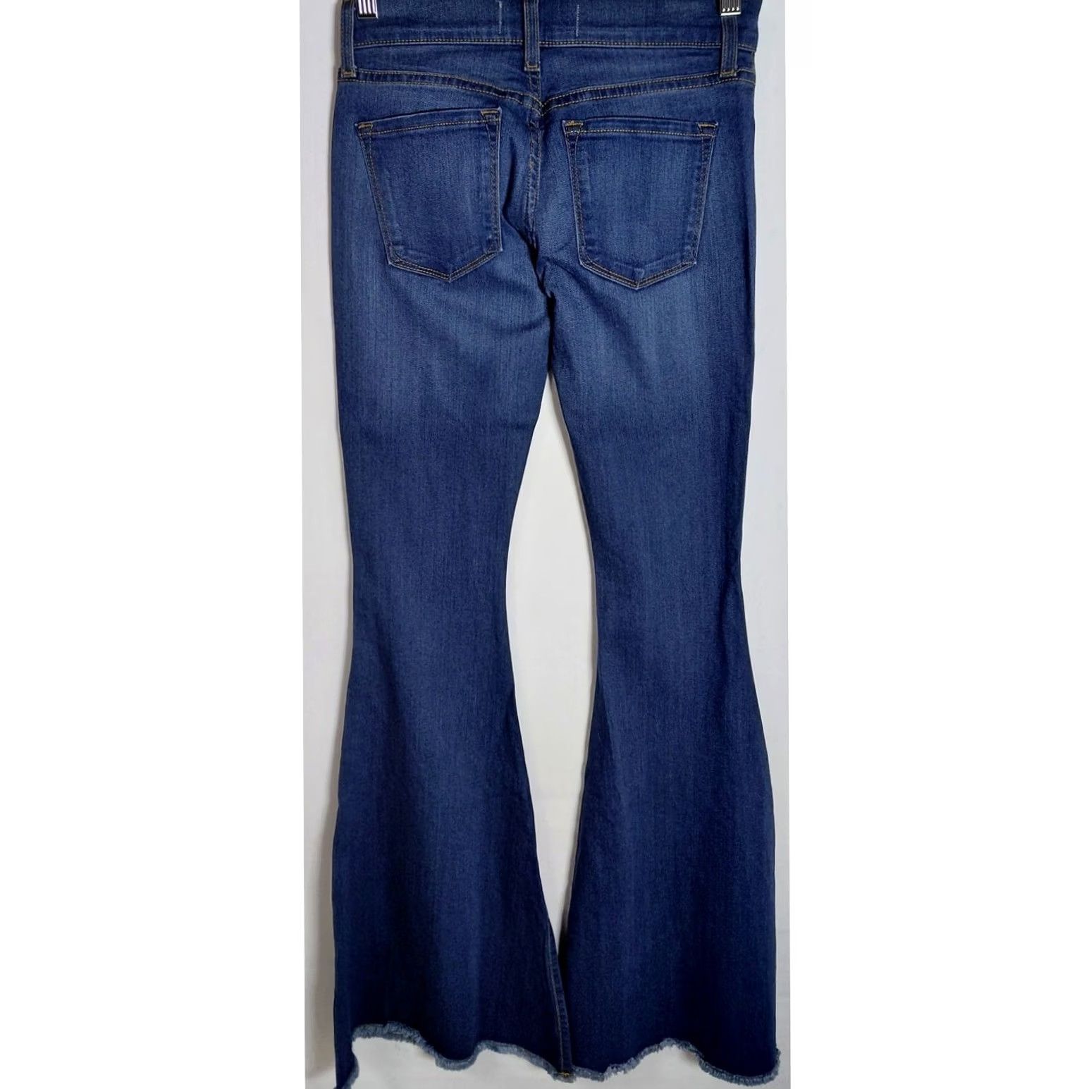 Free People FREE PEOPLE Jeans Blue Solid Denim Women Size 25 Regular Flared Stretch Comfort Spring Fall Party Girls`? No Size 42" / US 20 - 2 Thumbnail