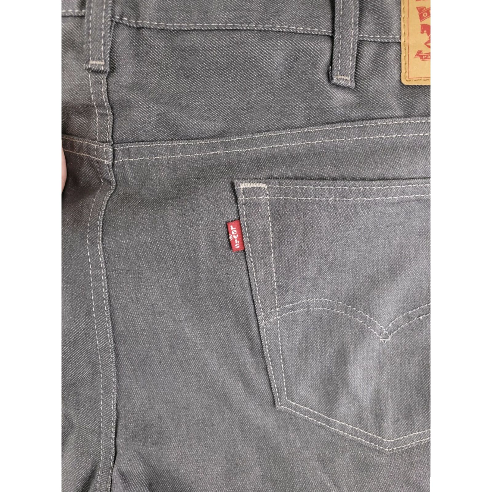 Levi's Levi's 559 Cropped Jeans Mens 43x25 Gray Denim Cotton Relaxed Fit Vintage No Size US 43 - 3 Thumbnail