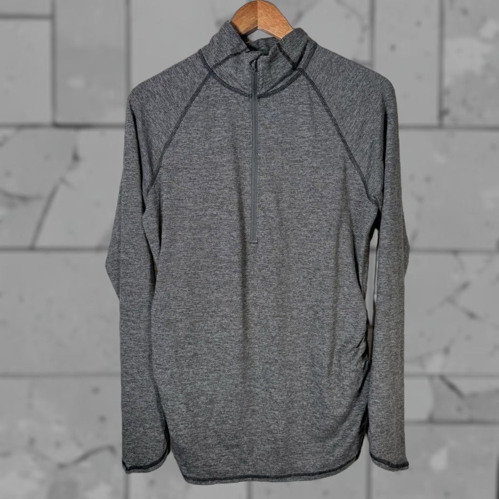 The North Face The North Face Flashdry Stretchy Gray Half Zip Pullover Womens L Gray Zip Pullover The North Face Womens L Pullover Gray Half Zip Powerstretch Size L / US 10 / IT 46 - 1 Thumbnail