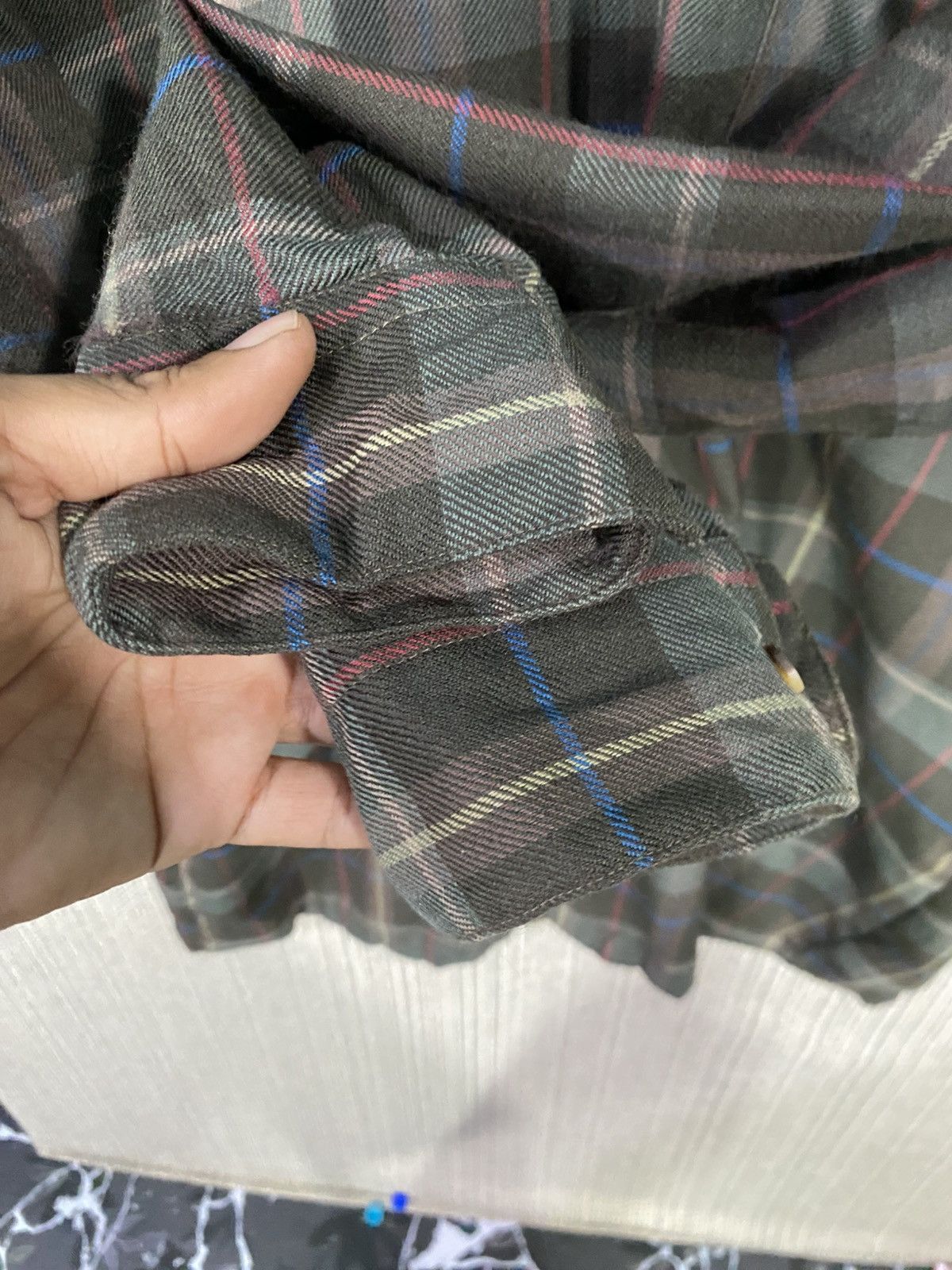 Balenciaga Vintage 90s balenciaga woolshirt button check hard to find Size US M / EU 48-50 / 2 - 5 Thumbnail