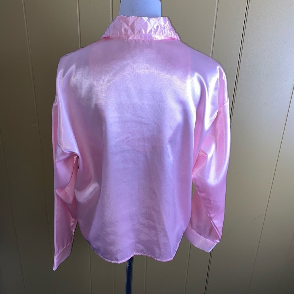 Victoria's Secret Victoria’s Secret women M Longsleeve top & shorts pajama set Size ONE SIZE - 13 Thumbnail