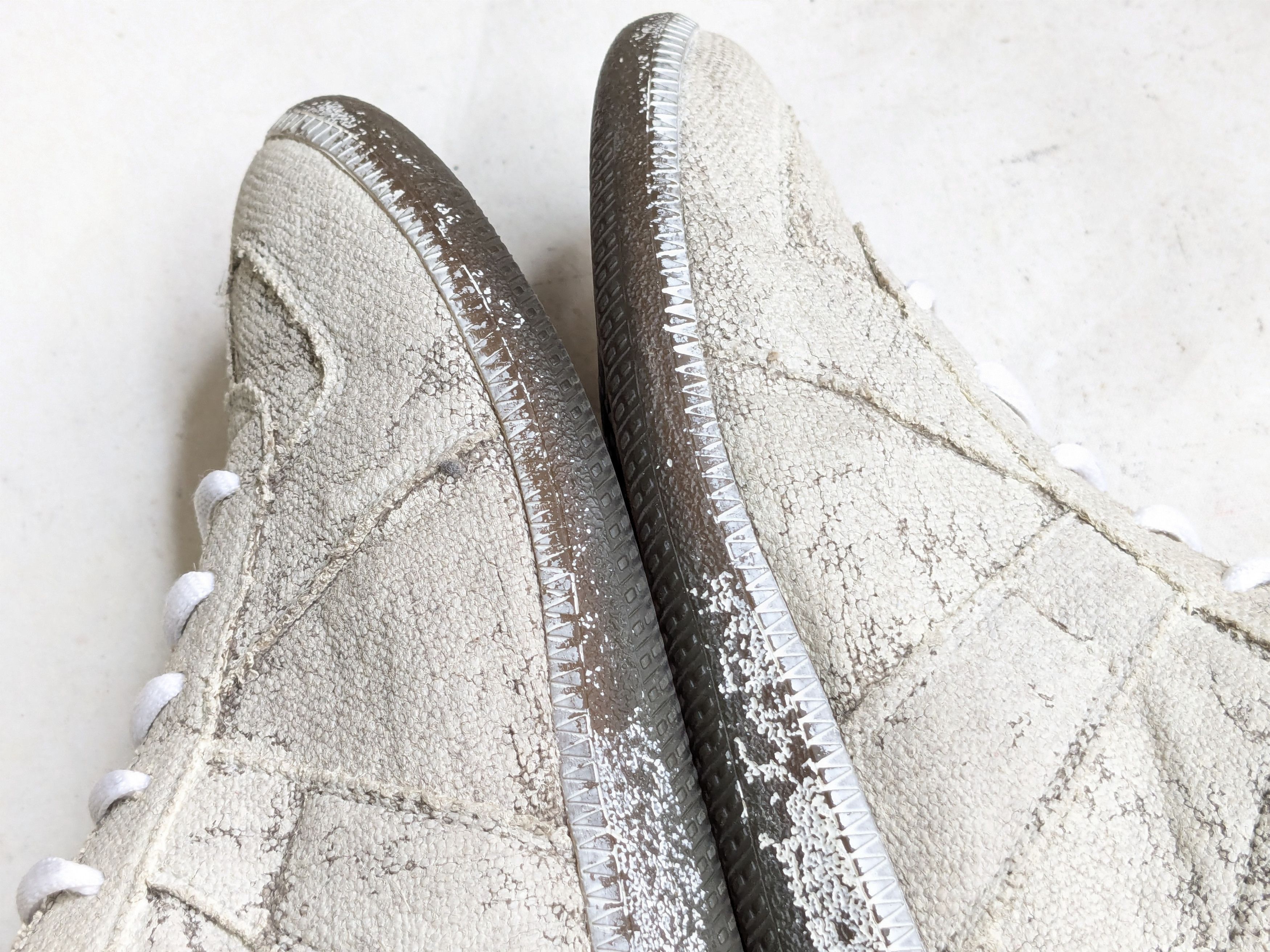Maison Margiela Maison Margiela GAT Replica White Paint Canvas 9 42 Size US 9 / EU 42 - 11 Thumbnail