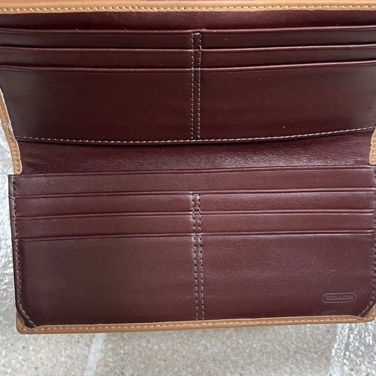 Coach Coach Beige Leather Turnlock Credit Card Bifold Long Wallet Size ONE SIZE - 6 Thumbnail