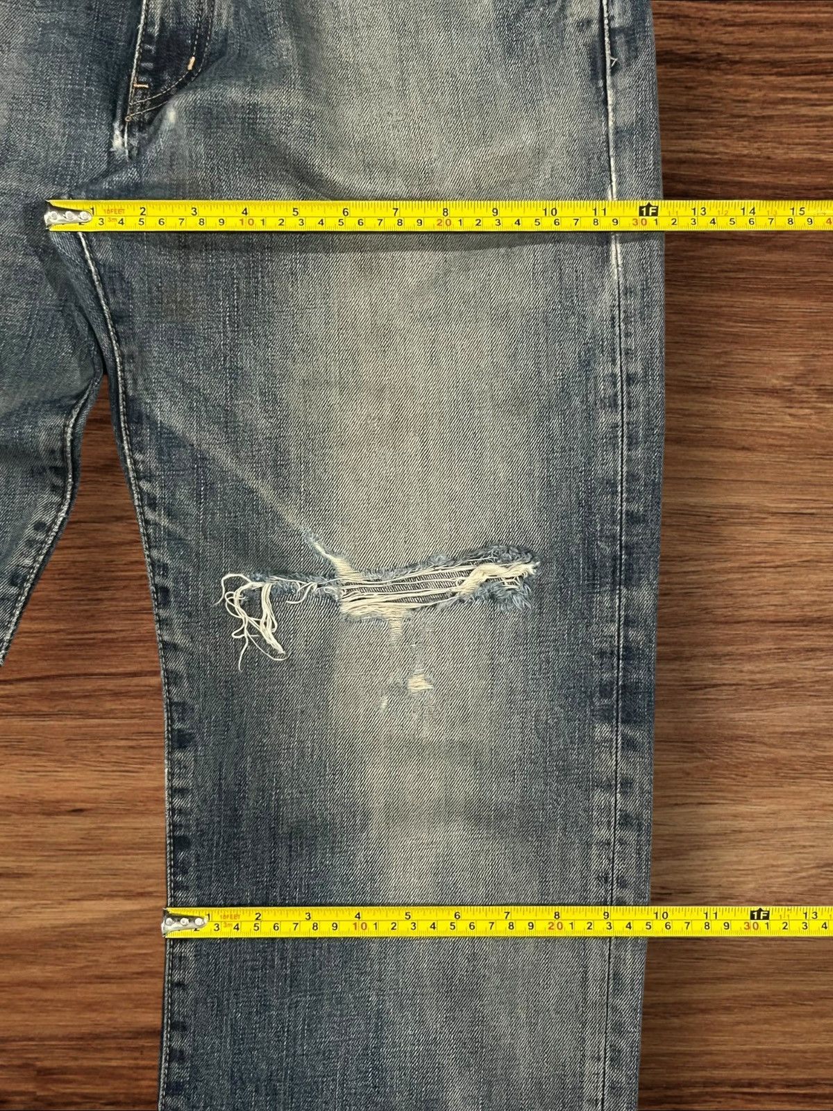 Jun Takahashi Vintage Japanese Brand Uniqlo Trash Ripped Classic Fit Jeans Size US 34 / EU 50 - 13 Thumbnail