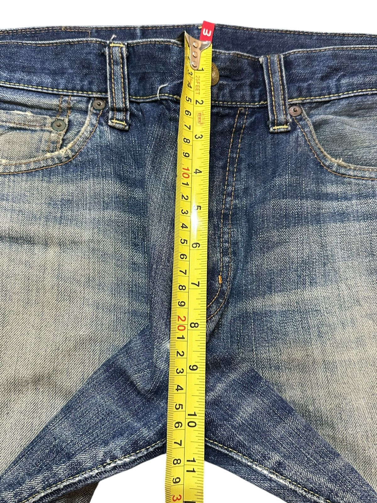 Uniqlo Vintage Japanese Uniqlo Blue Faded Wash Distress Loose Jeans Size US 32 / EU 48 - 15 Thumbnail