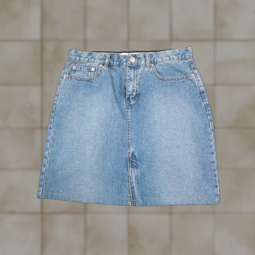 Tommy Hilfiger Vintage Tommy Hilfiger Skirt Womens 8 Blue A-Line Denim 90s Retro City Preppy Shorts? Size 30" / US 8 / IT 44 - 1 Thumbnail