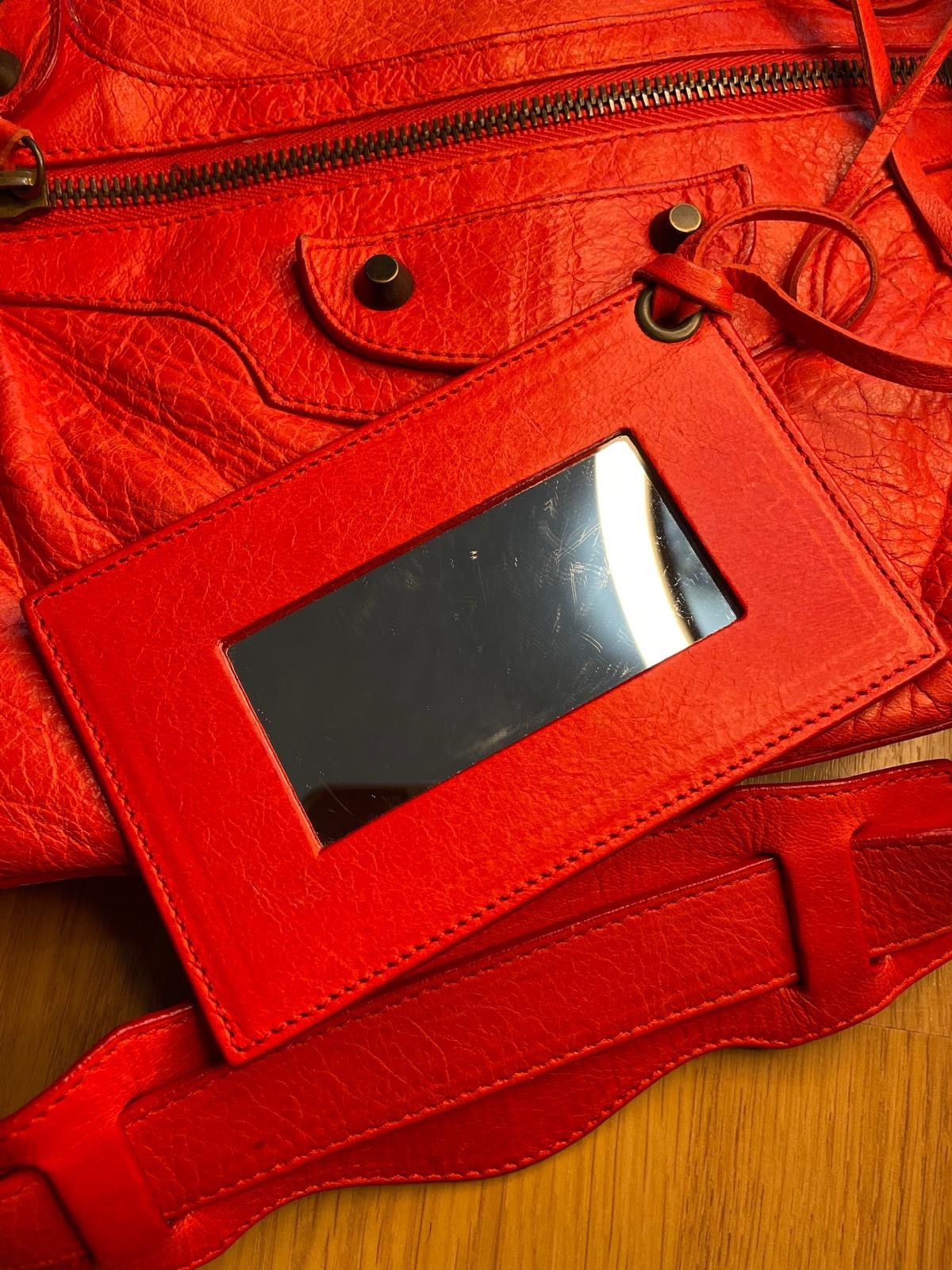 Balenciaga Authentic BALENCIAGA Leather The Twiggy Bag HandBag Size ONE SIZE - 11 Thumbnail