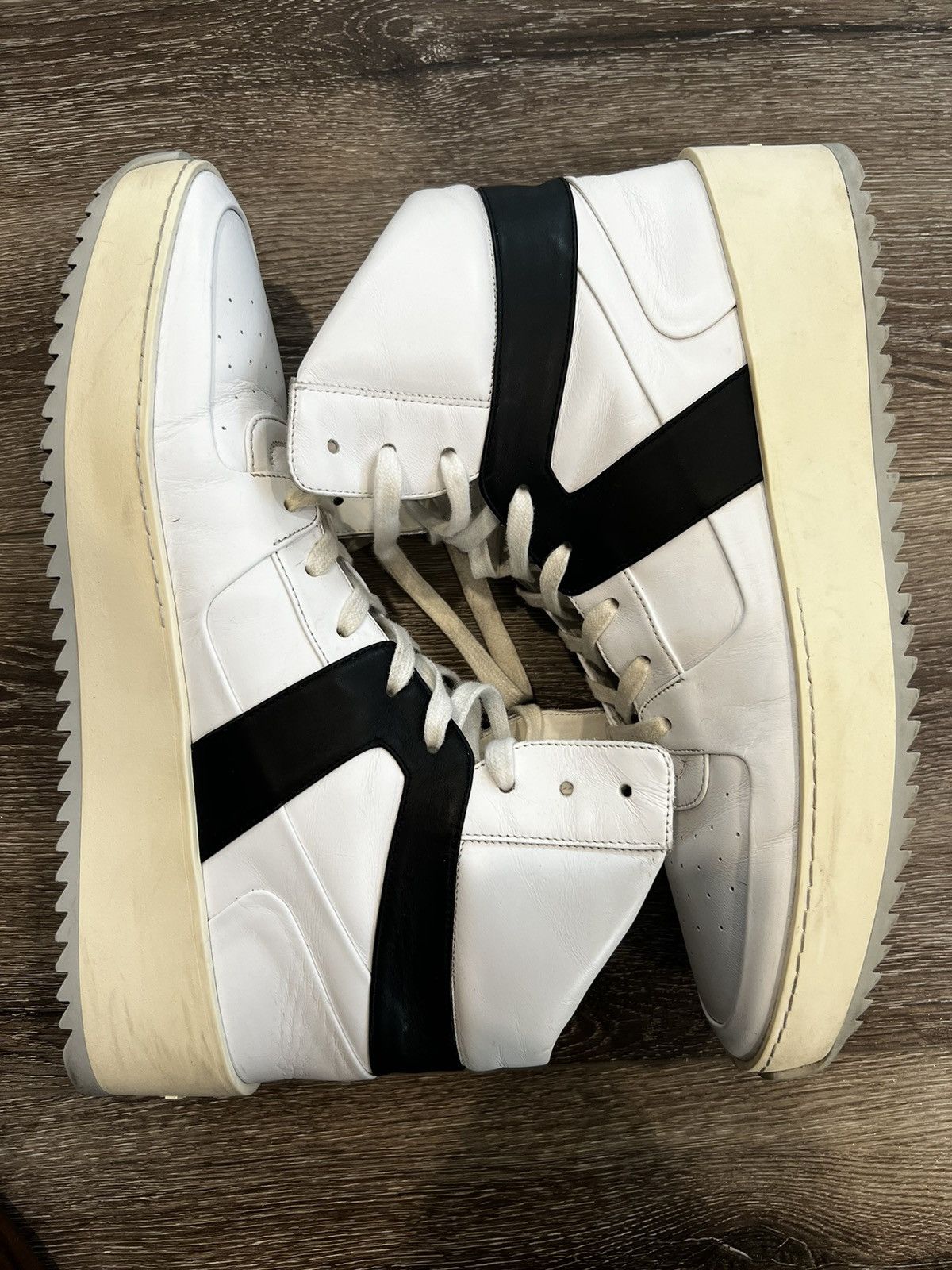 image of Fear Of God Basketball Sneaker Sz. 46 in White/Black, Men's (Size 13)